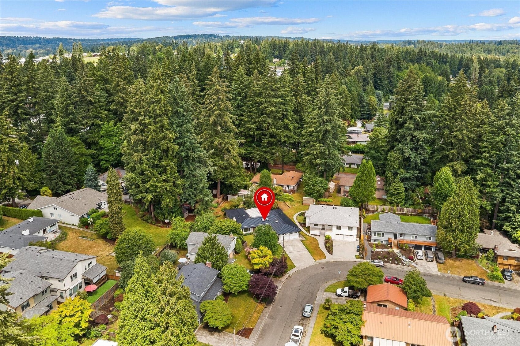 Private corner lot
