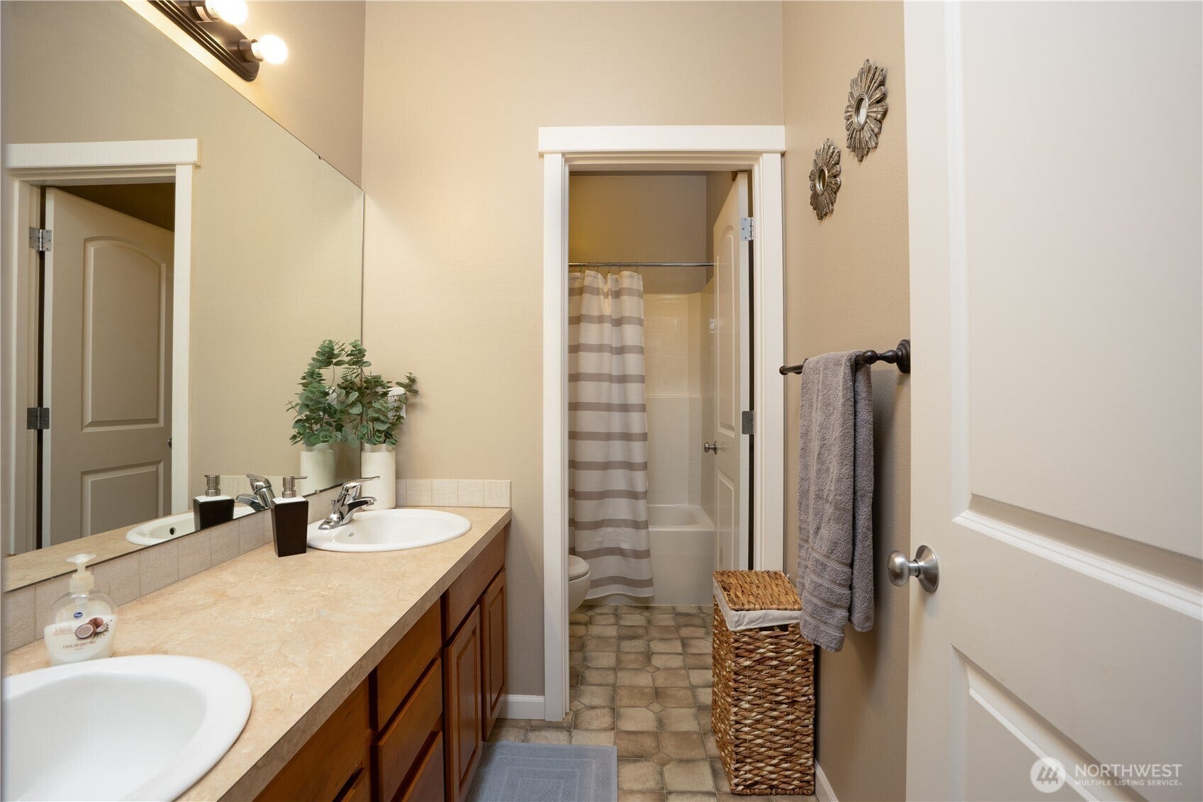6620 77th Avenue Ct NW, Gig Harbor, WA 98335 6620 77th Avenue Ct NW, Gig Harbor, WA 98335