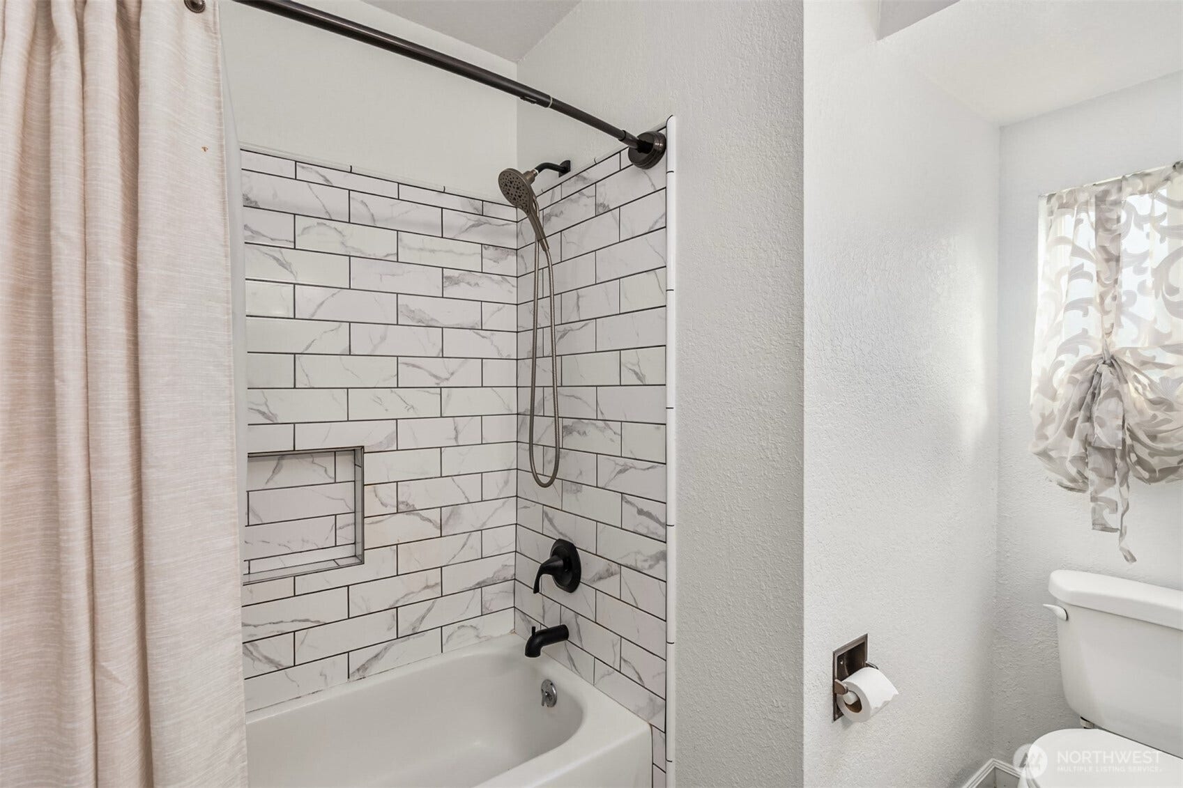 1920 6th Street, Bremerton, WA 98337