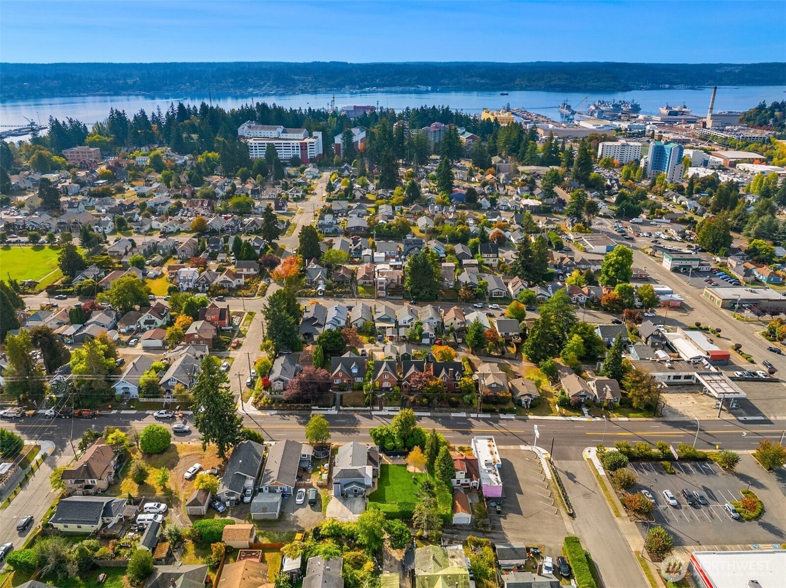 1920 6th Street, Bremerton, WA 98337