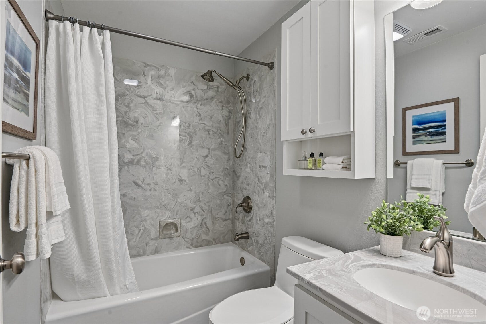 5661 S 150th Place, Tukwila, WA 98188
