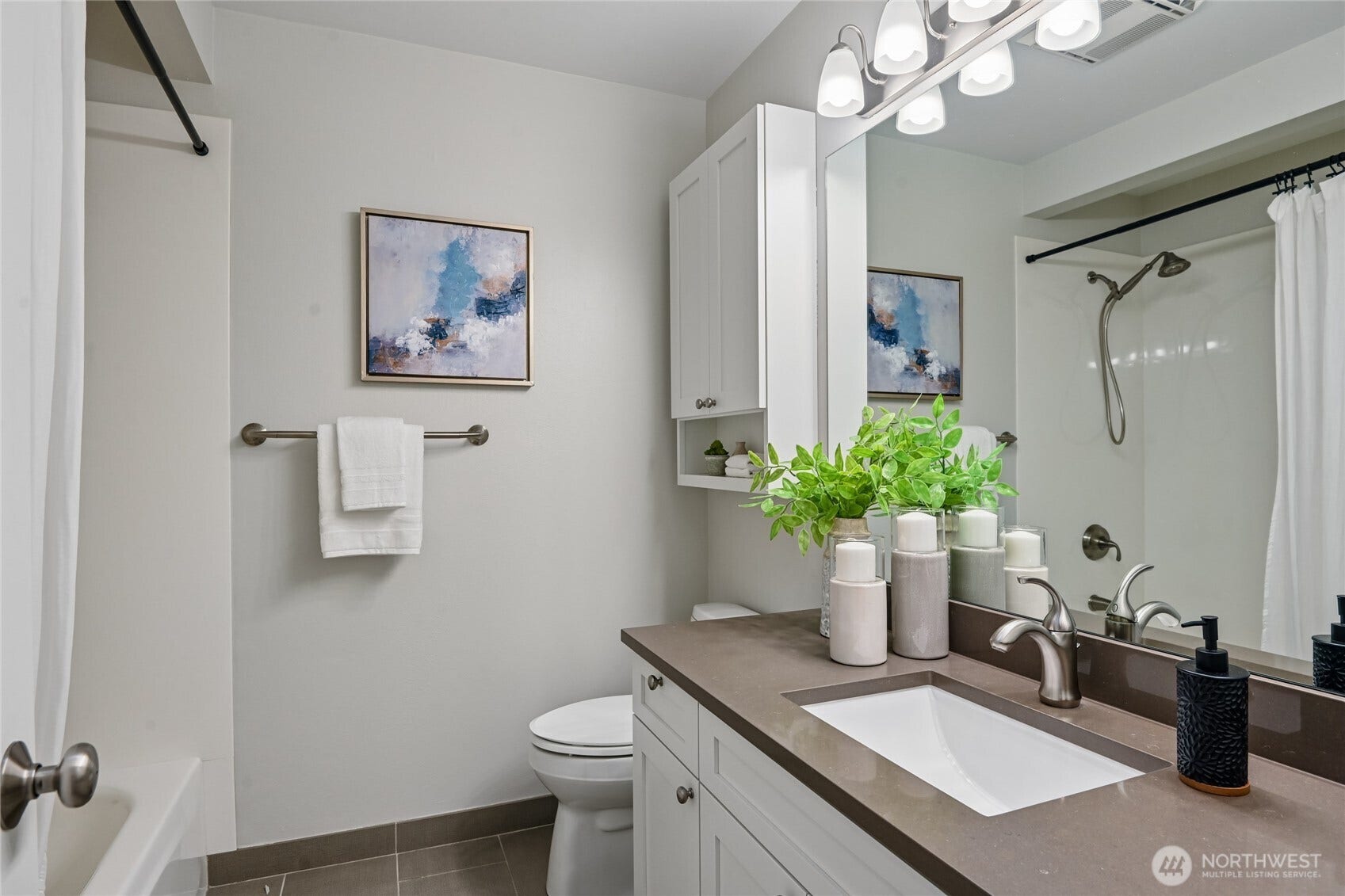 5661 S 150th Place, Tukwila, WA 98188