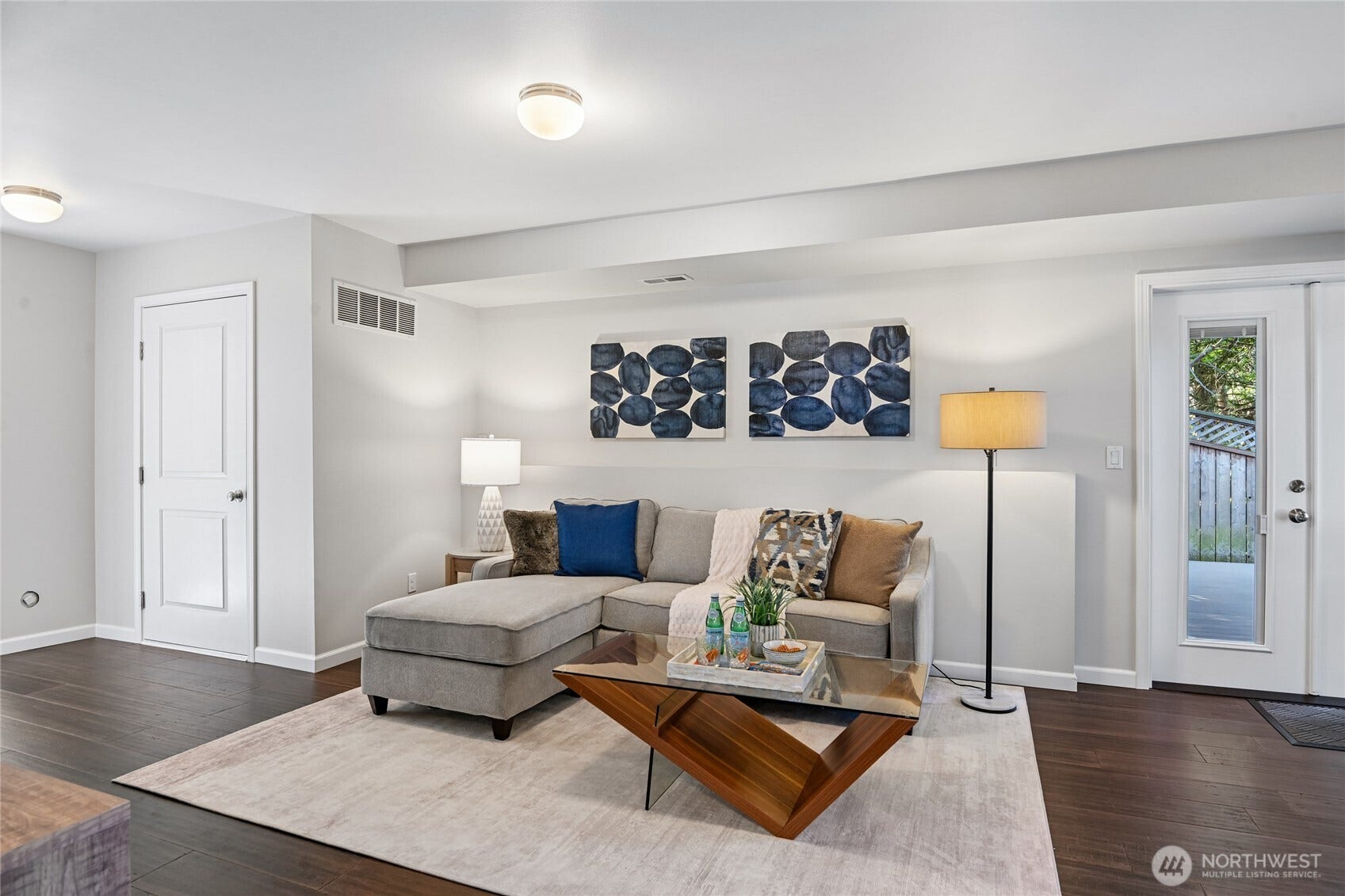 5661 S 150th Place, Tukwila, WA 98188