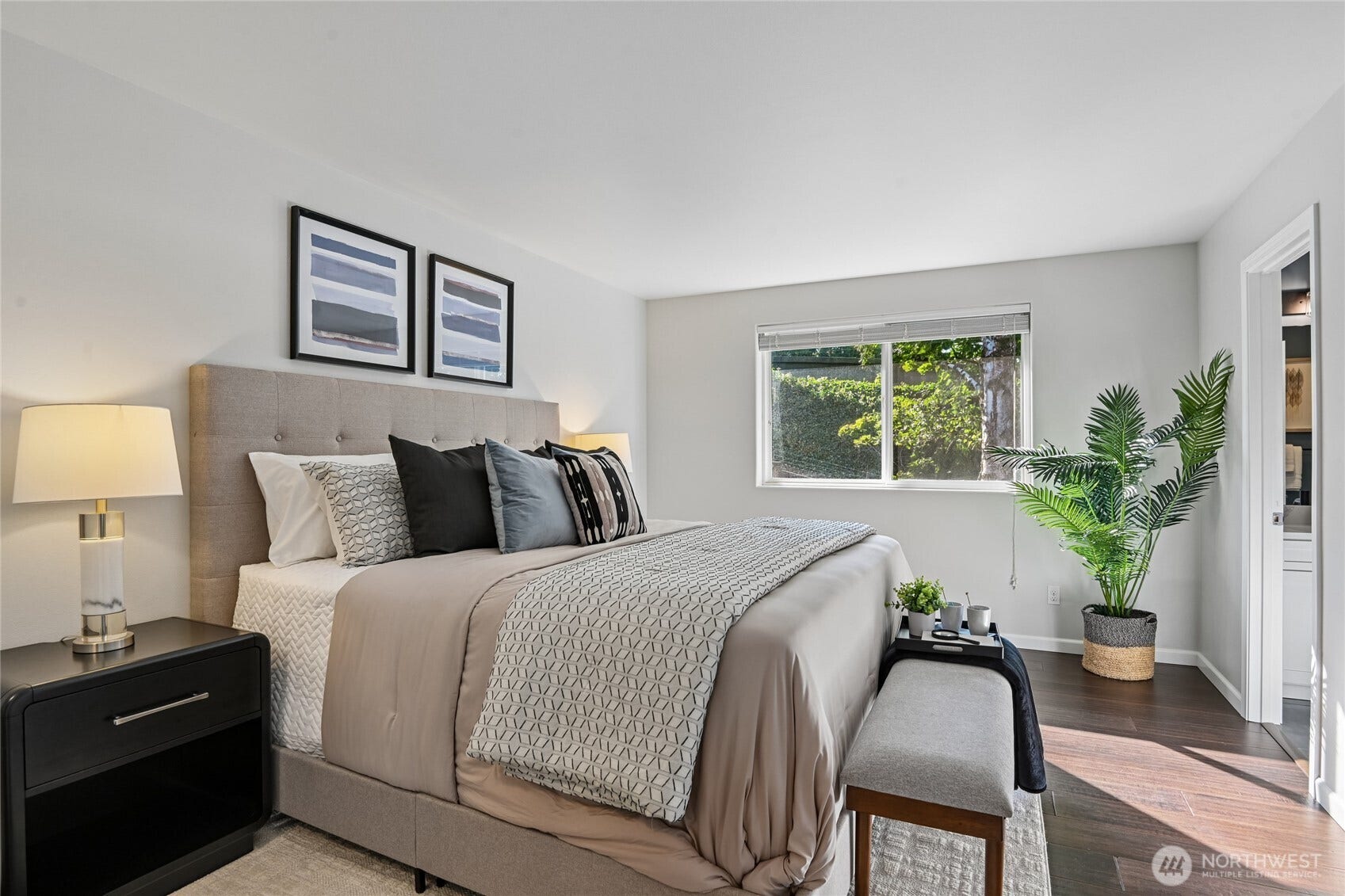 5661 S 150th Place, Tukwila, WA 98188