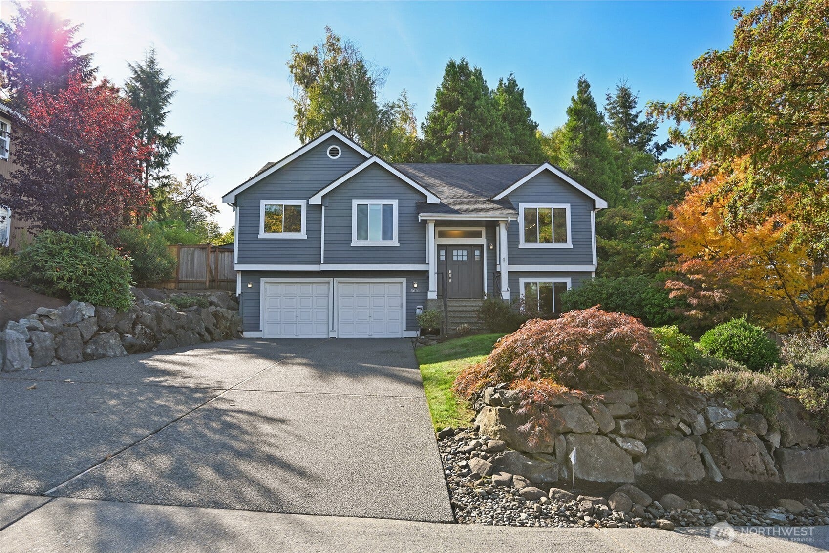5661 S 150th Place, Tukwila, WA 98188