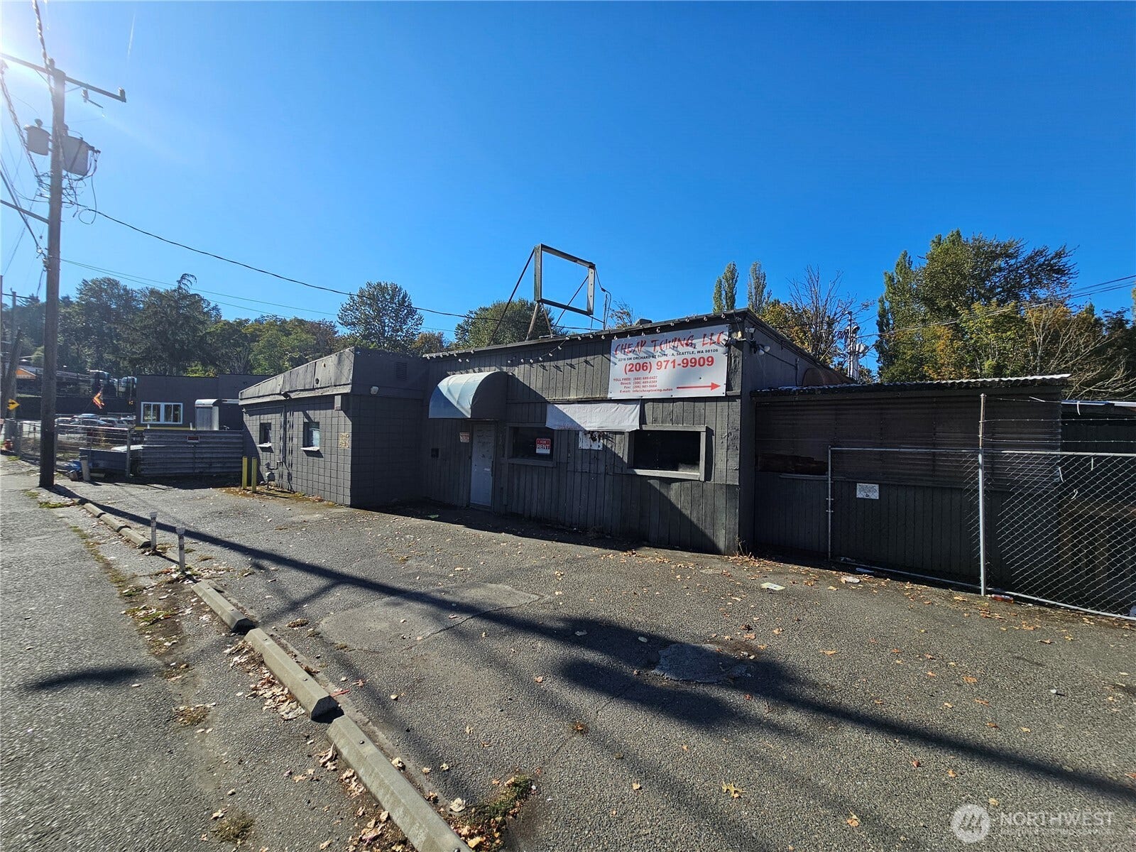 2216 SW Orchard Street, Seattle, WA 98106