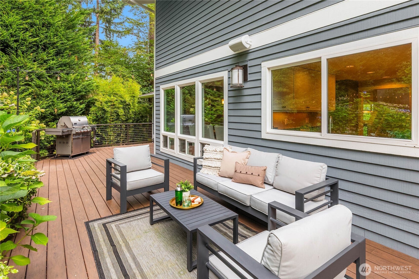 7803 89th Place SE, Mercer Island, WA 98040 7803 89th Place SE, Mercer Island, WA 98040