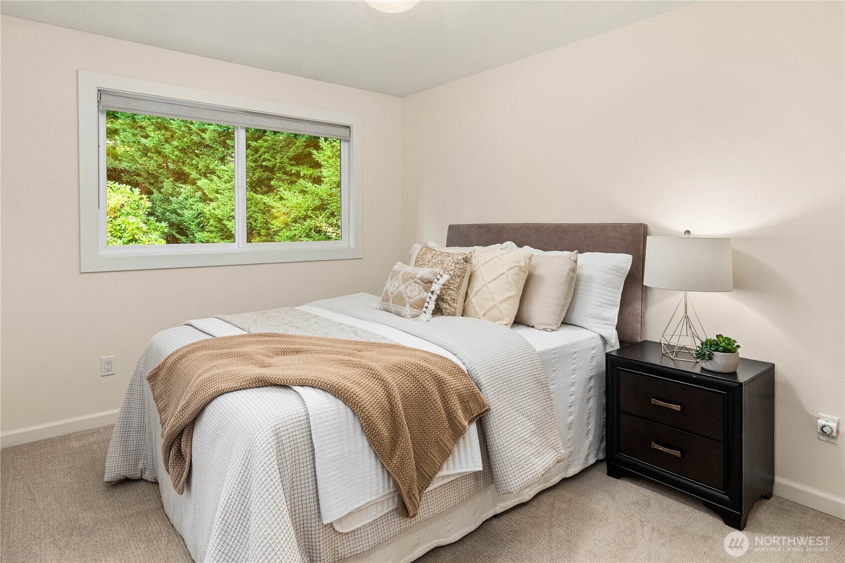 7803 89th Place SE, Mercer Island, WA 98040 7803 89th Place SE, Mercer Island, WA 98040