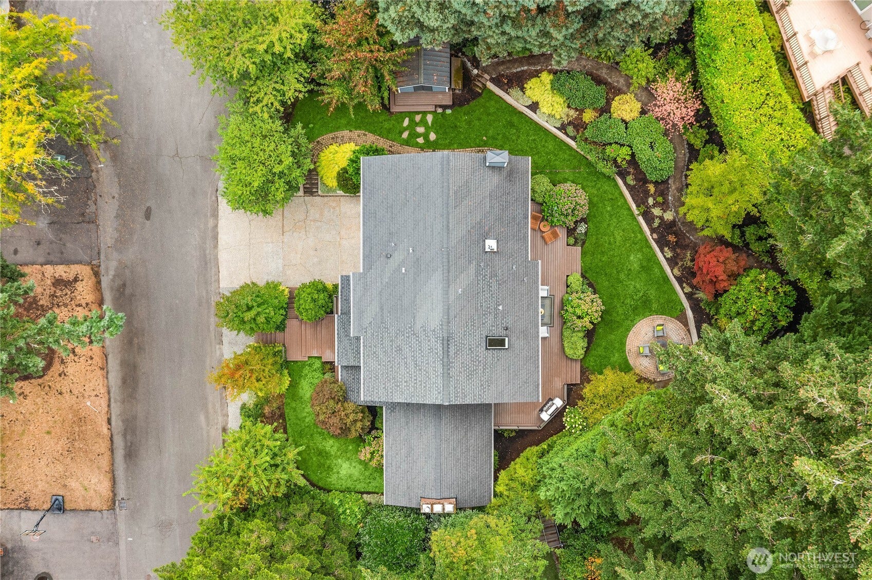 7803 89th Place SE, Mercer Island, WA 98040 7803 89th Place SE, Mercer Island, WA 98040