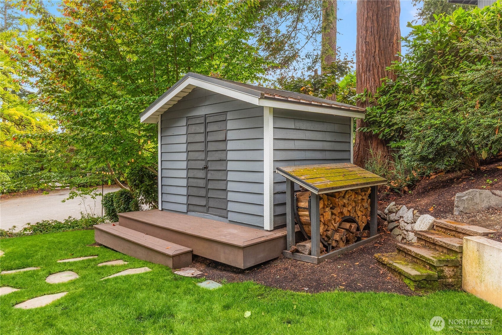 7803 89th Place SE, Mercer Island, WA 98040 7803 89th Place SE, Mercer Island, WA 98040