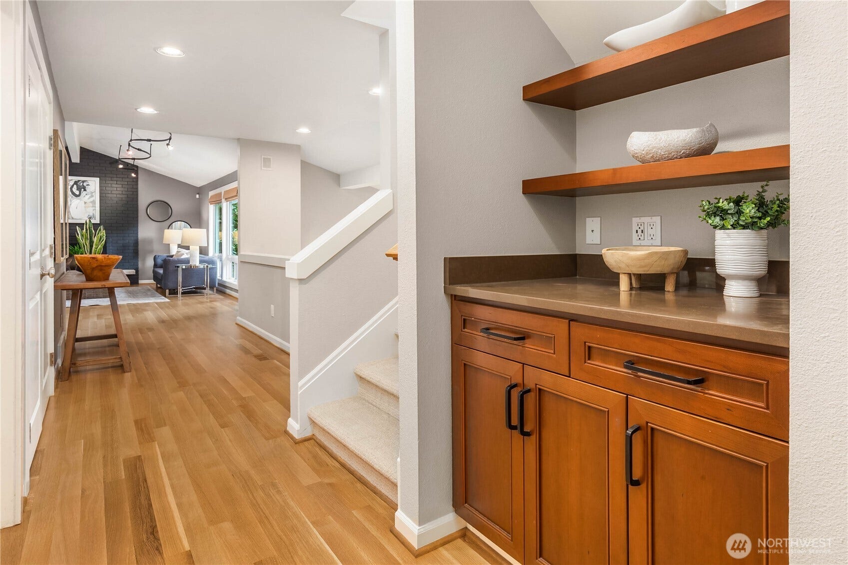 7803 89th Place SE, Mercer Island, WA 98040 7803 89th Place SE, Mercer Island, WA 98040