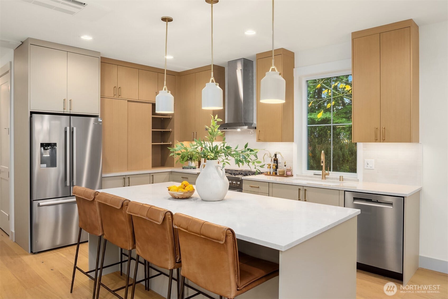 13131 NE 87th Lane, Kirkland, WA 98033