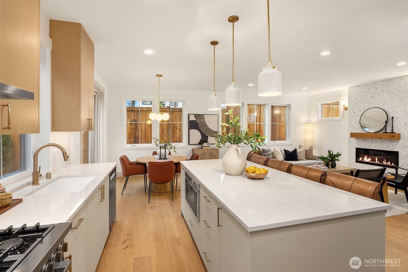 13131 NE 87th Lane, Kirkland, WA 98033