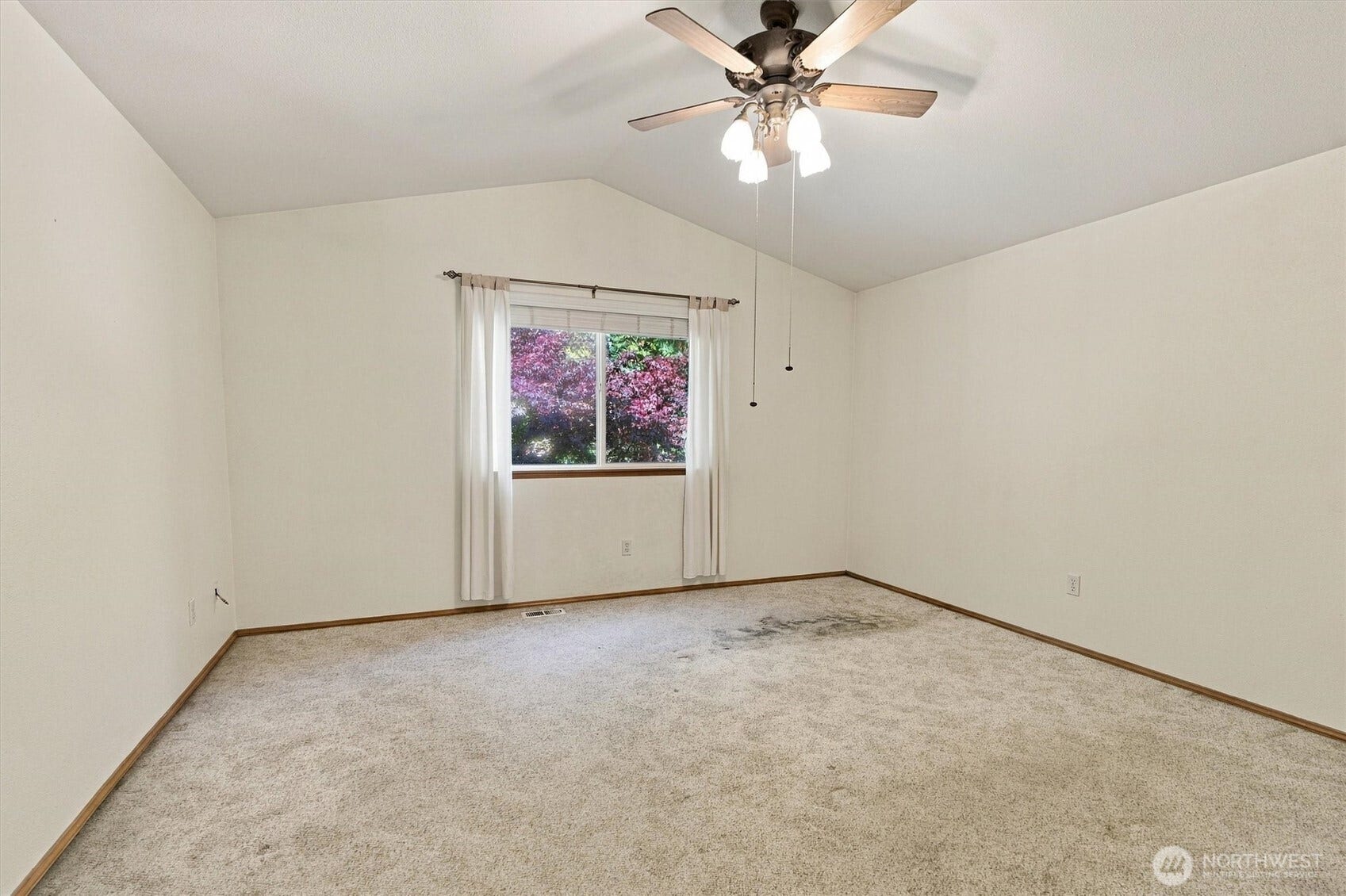 130 85th Avenue SE, Lake Stevens, WA 98258 Primary Bedroom