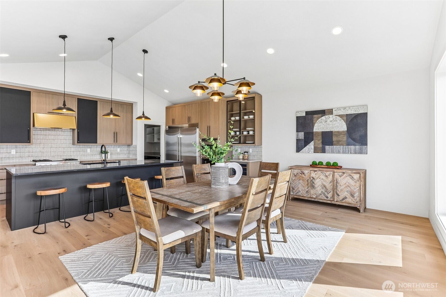 1015 N 35th Street, Renton, WA 98056 1015 N 35th Street, Renton, WA 98056