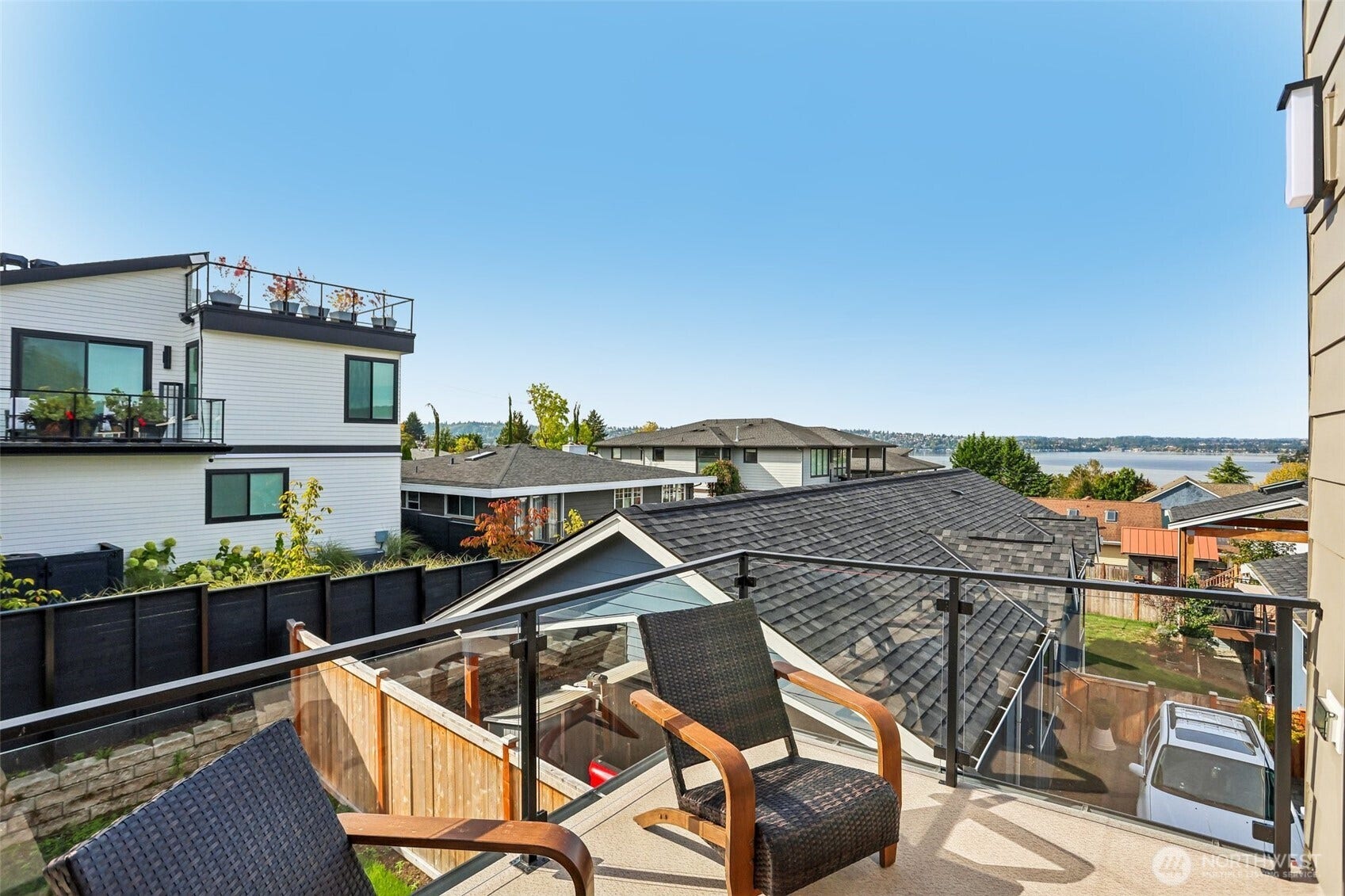 1015 N 35th Street, Renton, WA 98056 1015 N 35th Street, Renton, WA 98056
