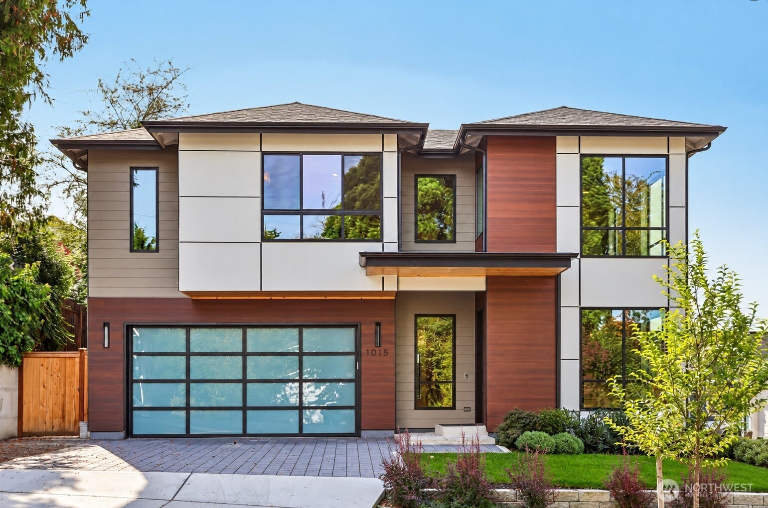 1015 N 35th Street, Renton, WA 98056 1015 N 35th Street, Renton, WA 98056