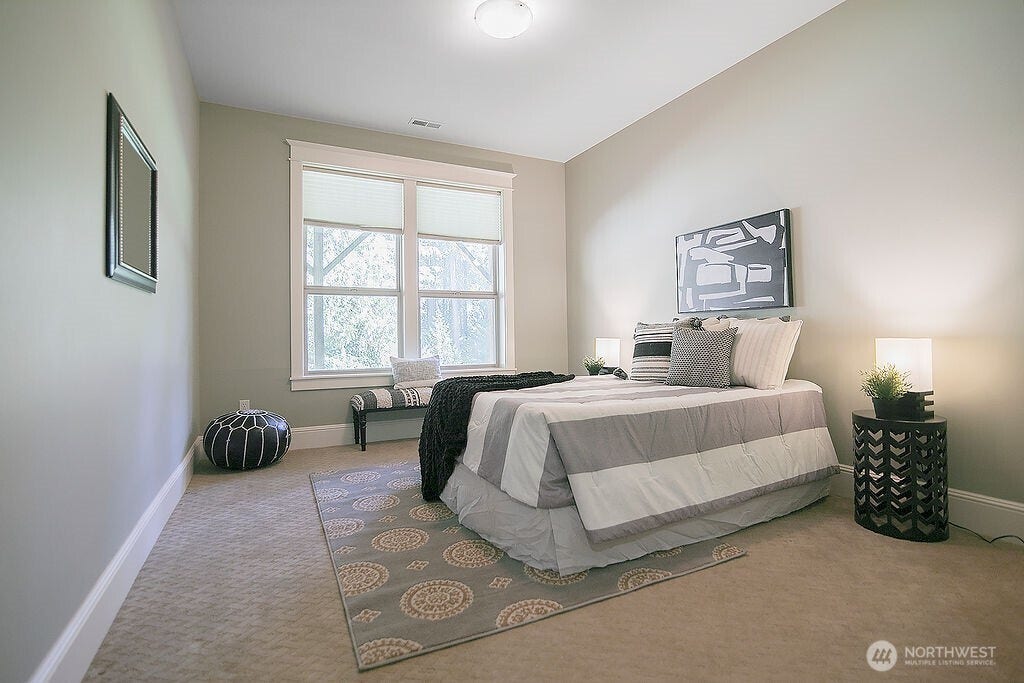 3558 Chinook Street, Longview, WA 98632 3558 Chinook Street, Longview, WA 98632