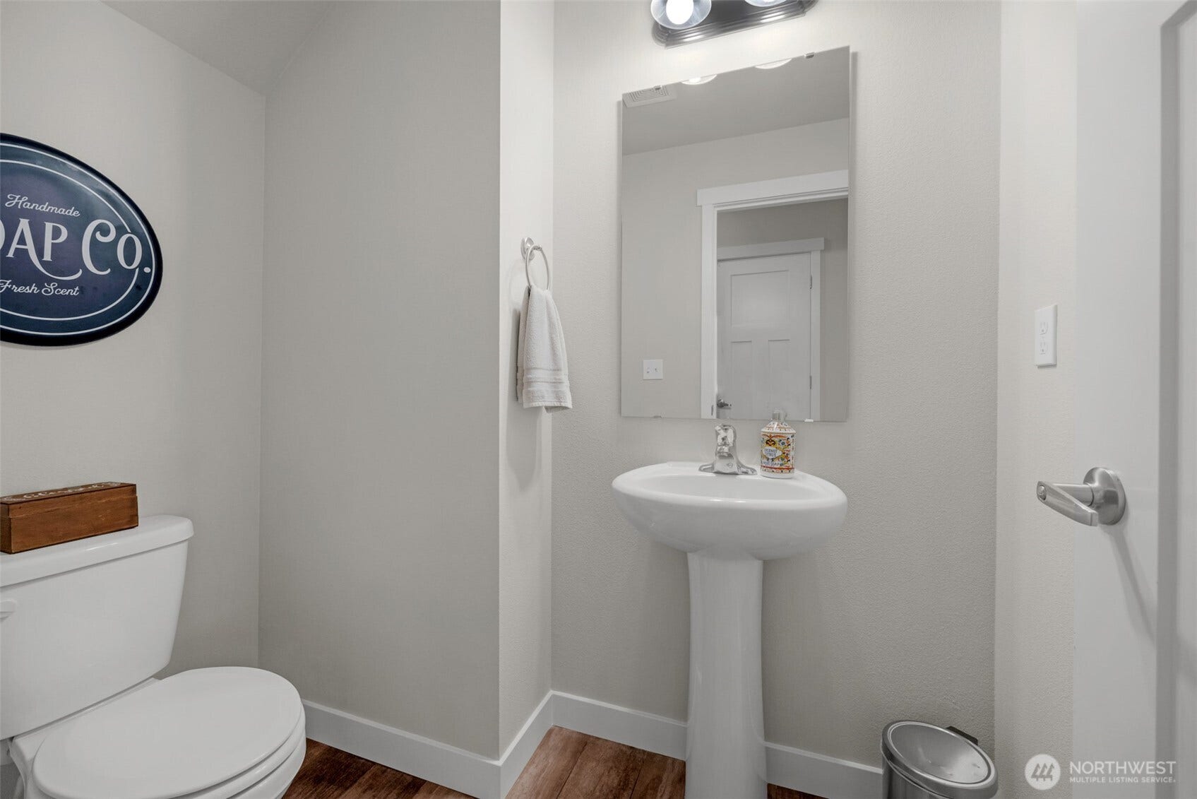 404 Raybird Avenue, Granite Falls, WA 98252 Main level powder room