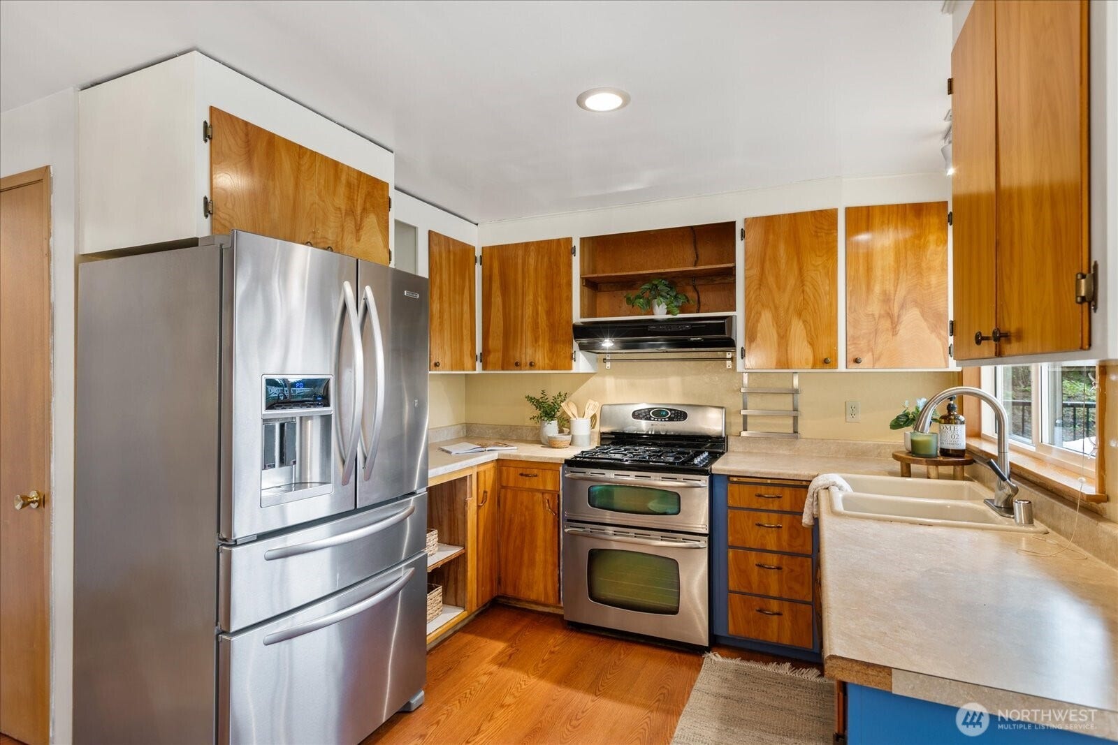 17207 76th Avenue W, Edmonds, WA 98026 17207 76th Avenue W, Edmonds, WA 98026