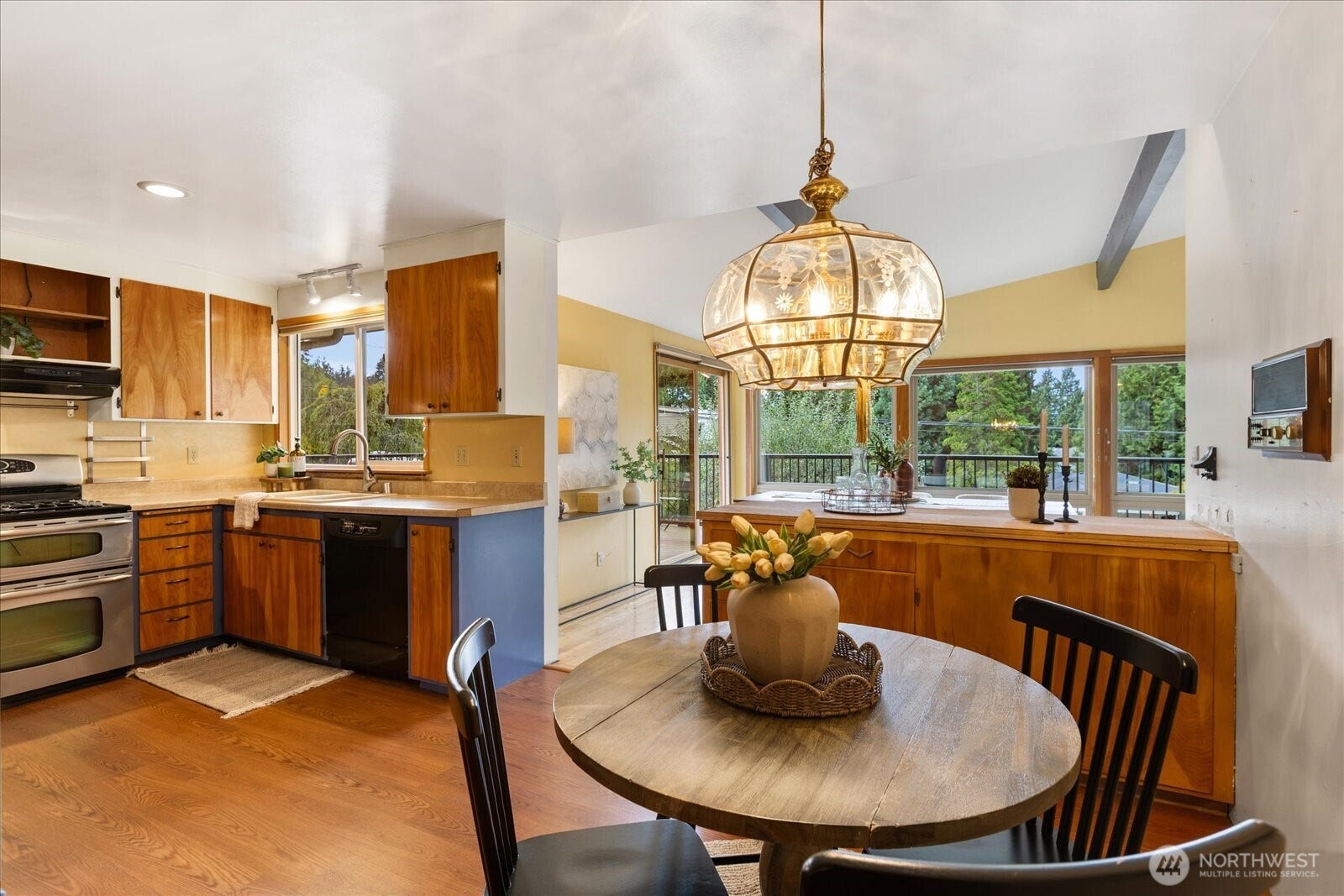 17207 76th Avenue W, Edmonds, WA 98026 17207 76th Avenue W, Edmonds, WA 98026