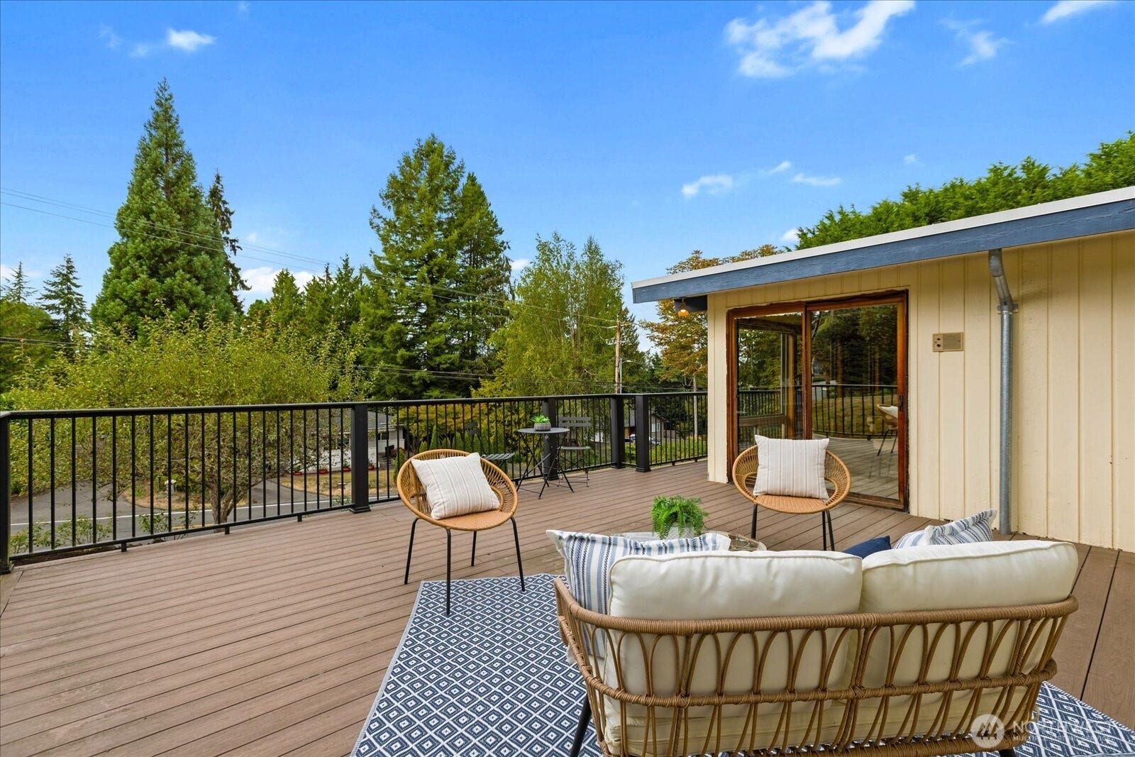 17207 76th Avenue W, Edmonds, WA 98026 17207 76th Avenue W, Edmonds, WA 98026