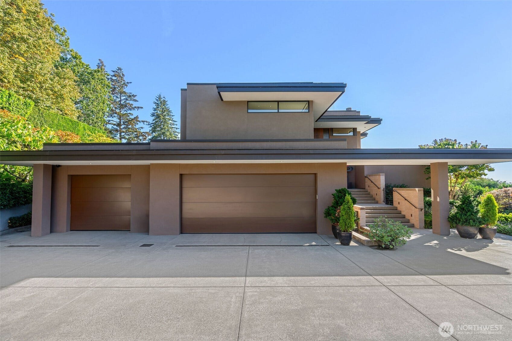 9412 NE 14th Street, Clyde Hill, WA 98004 9412 NE 14th Street, Clyde Hill, WA 98004