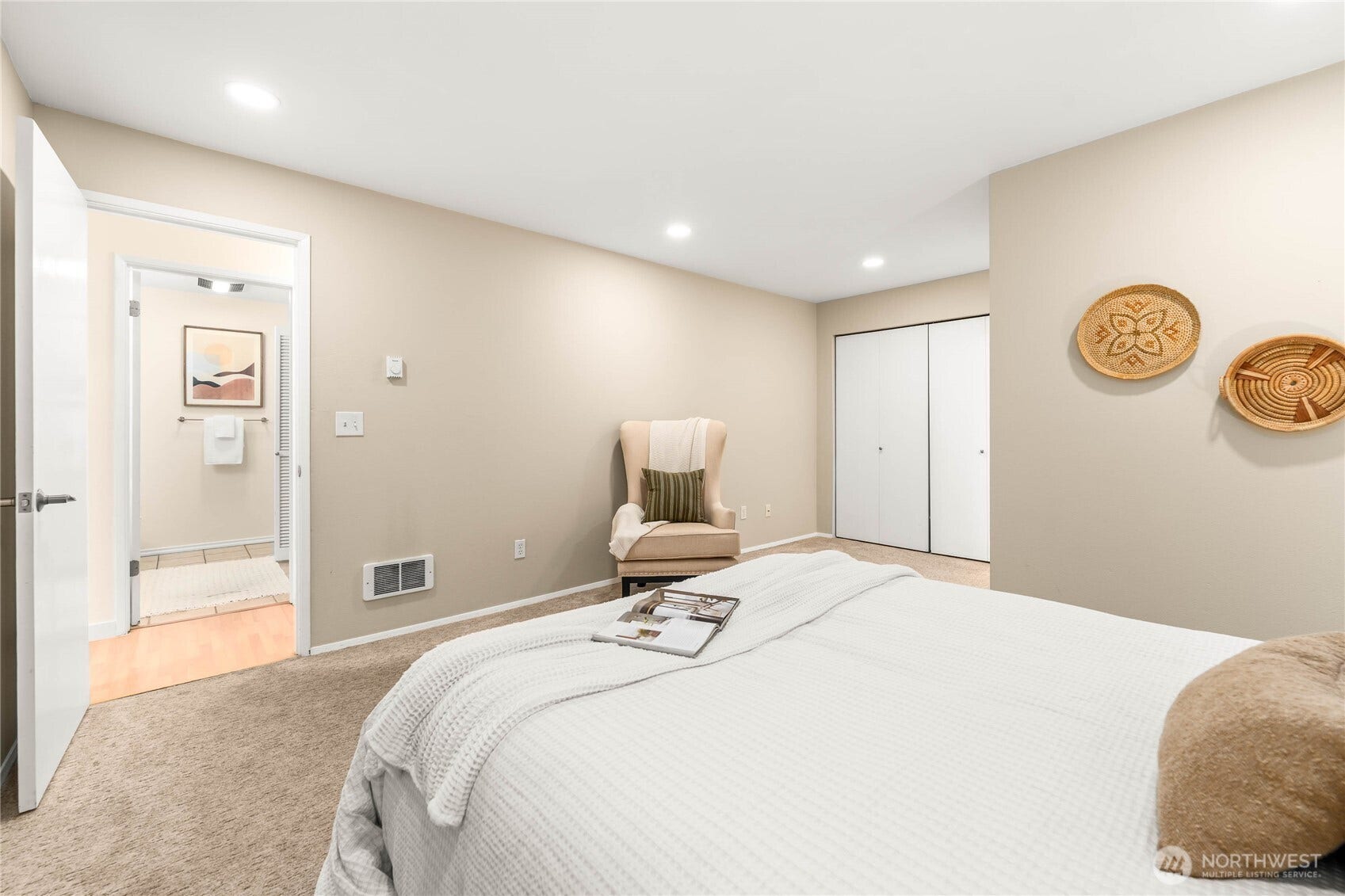 555 Prospect Street, #1, Seattle, WA 98109