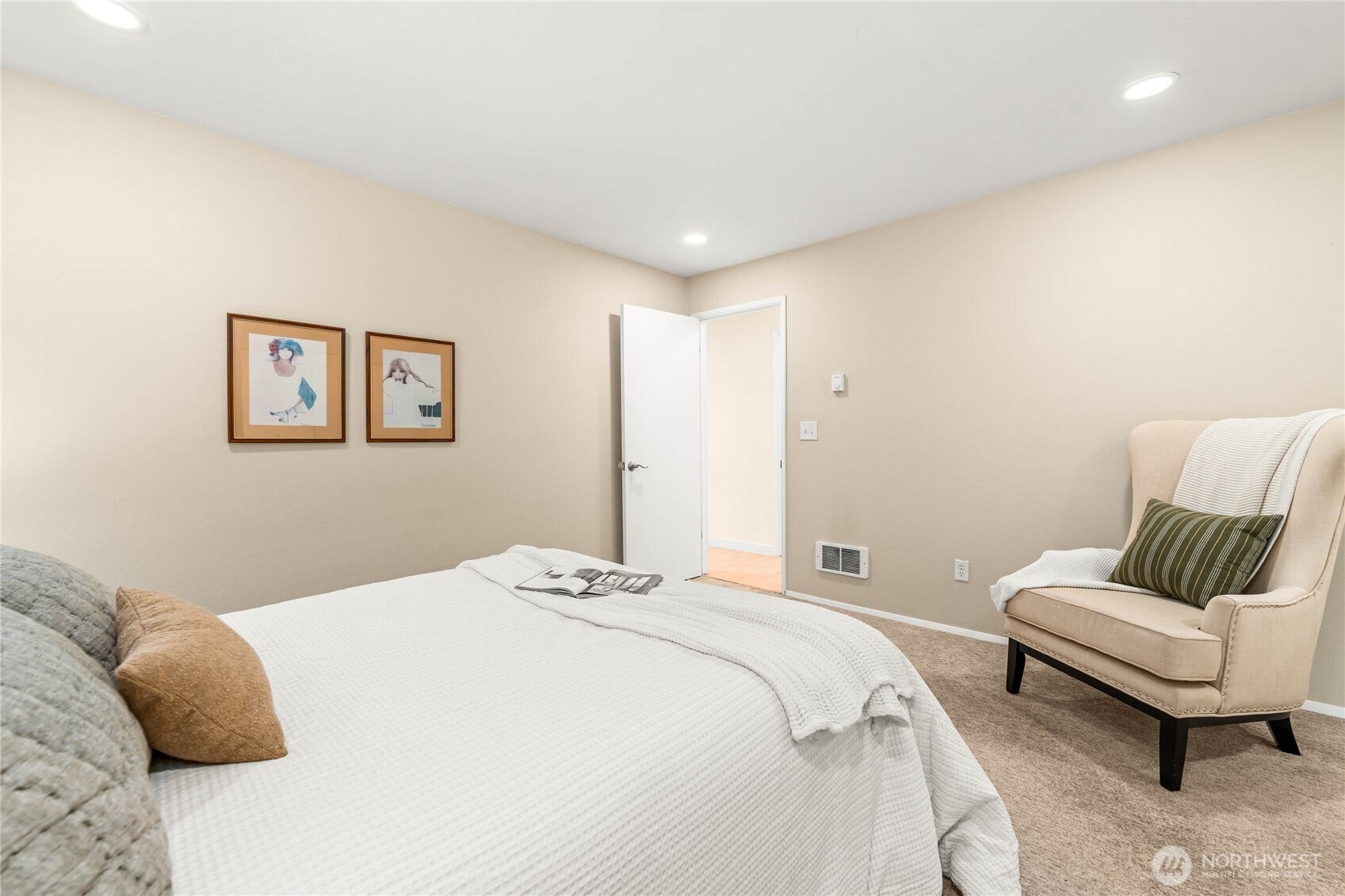 555 Prospect Street, #1, Seattle, WA 98109