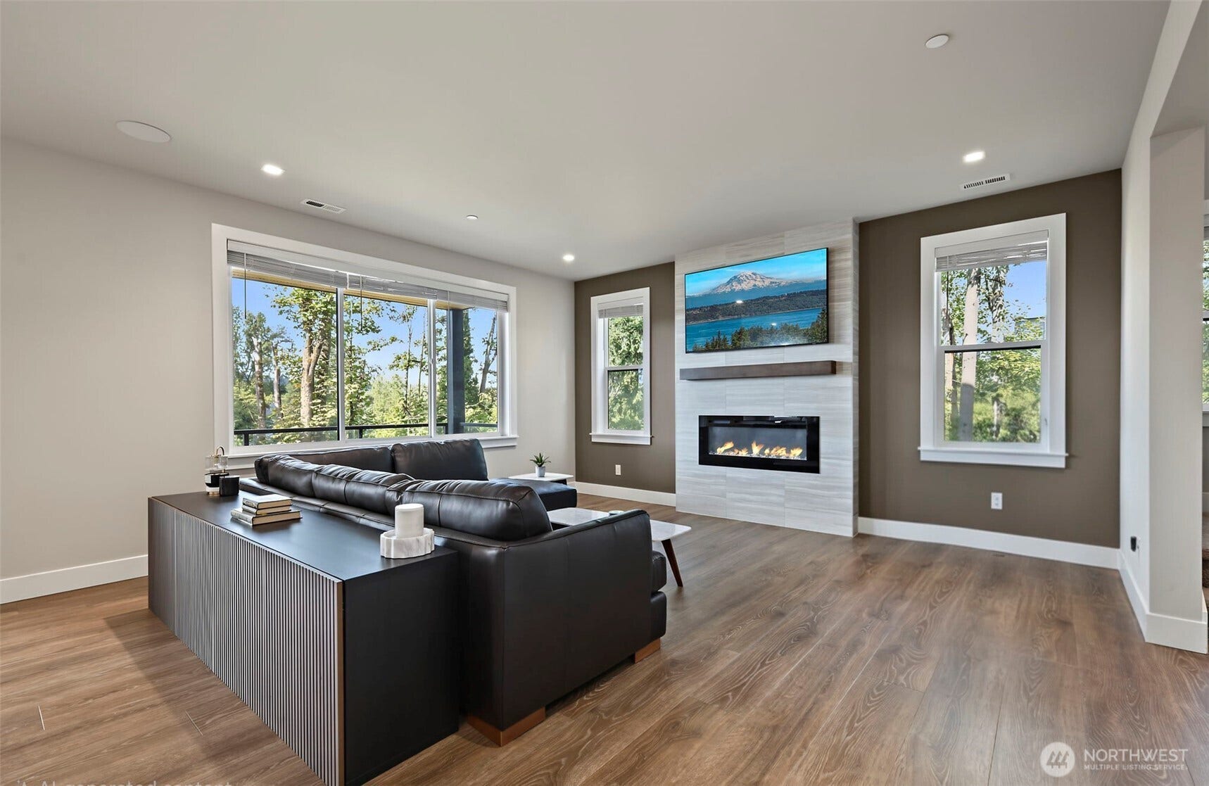 11030 SE 60th Lane, Bellevue, WA 98006 11030 SE 60th Lane, Bellevue, WA 98006