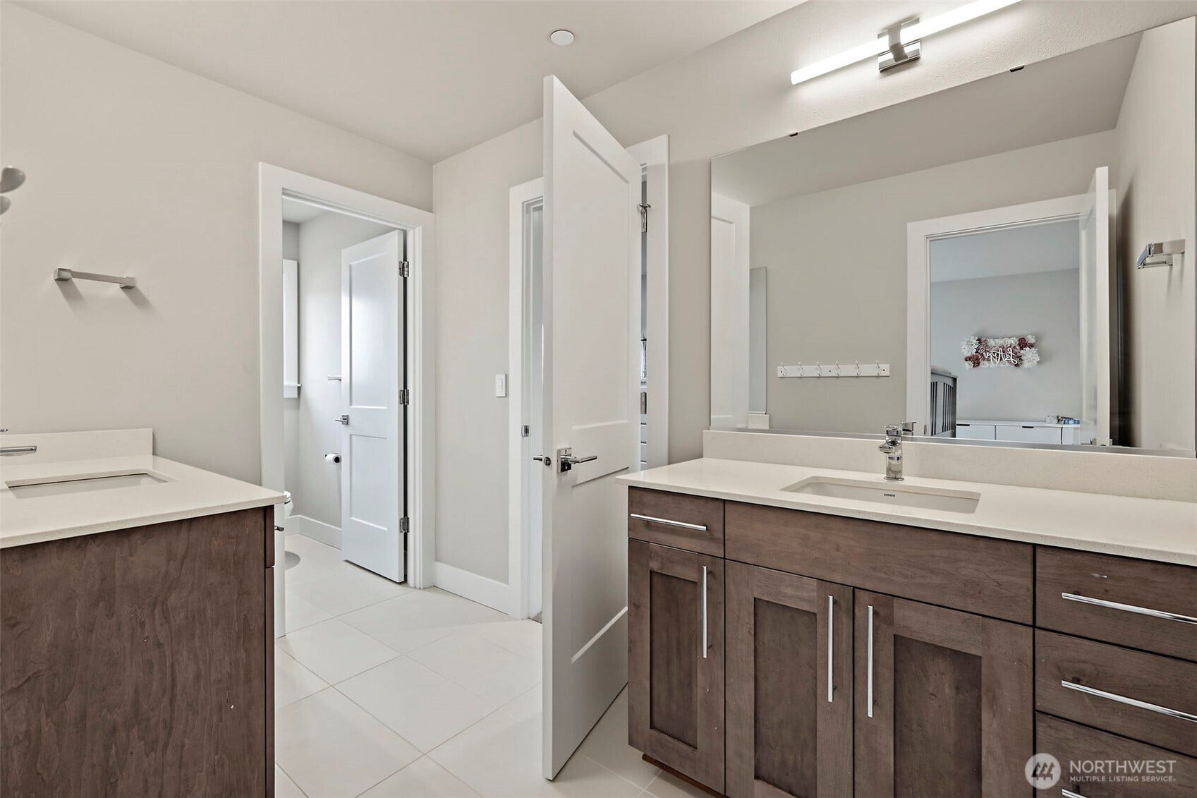 11030 SE 60th Lane, Bellevue, WA 98006 11030 SE 60th Lane, Bellevue, WA 98006
