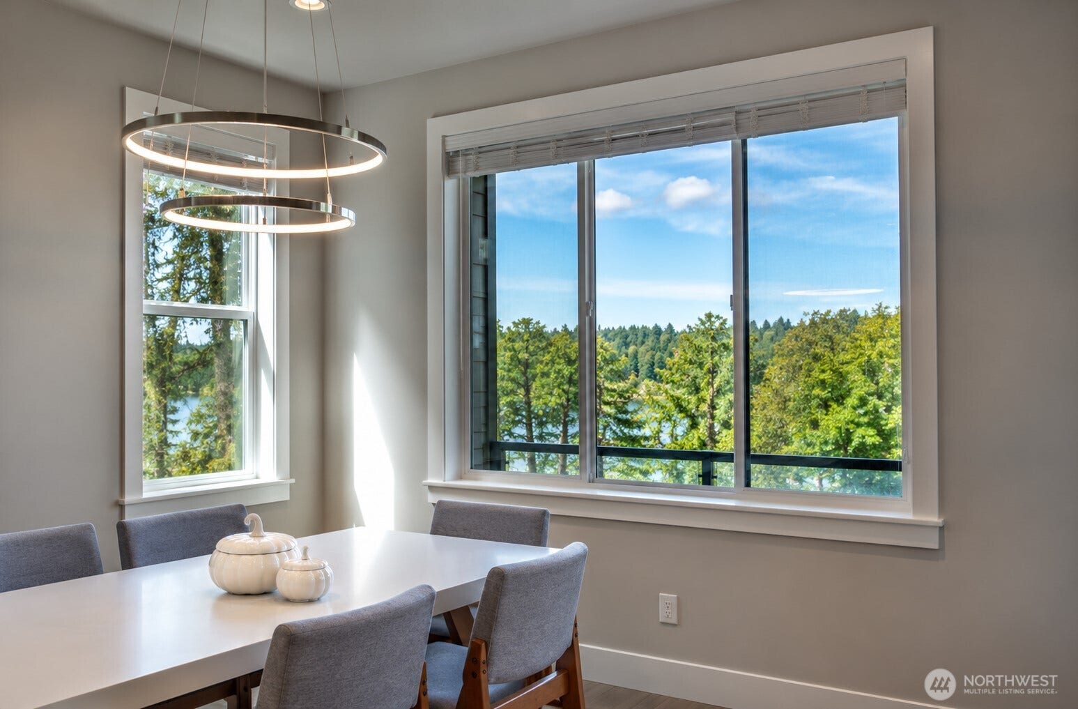 11030 SE 60th Lane, Bellevue, WA 98006 11030 SE 60th Lane, Bellevue, WA 98006
