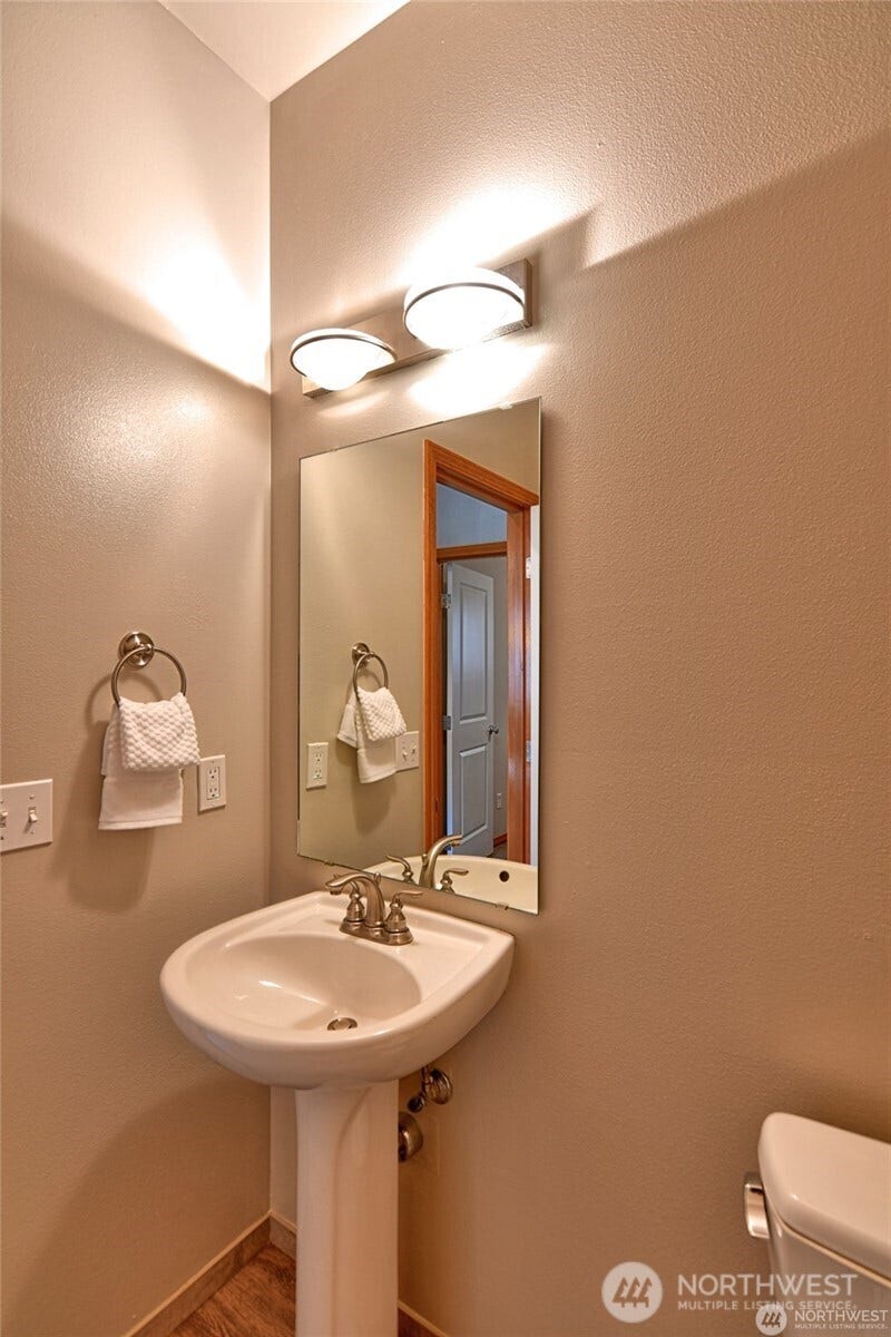 1706 239th Street SW, Bothell, WA 98021 1706 239th Street SW, Bothell, WA 98021