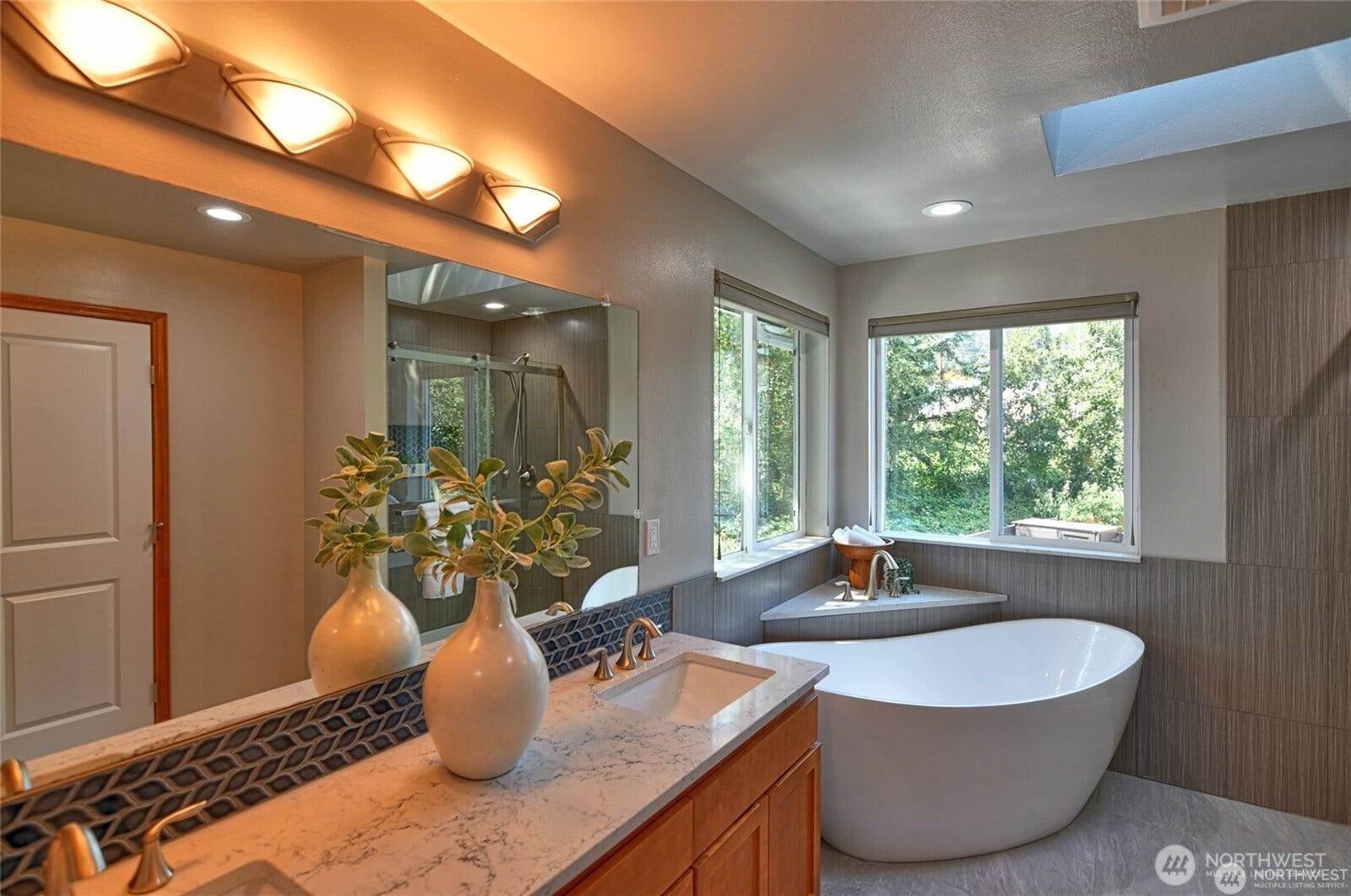 1706 239th Street SW, Bothell, WA 98021 1706 239th Street SW, Bothell, WA 98021