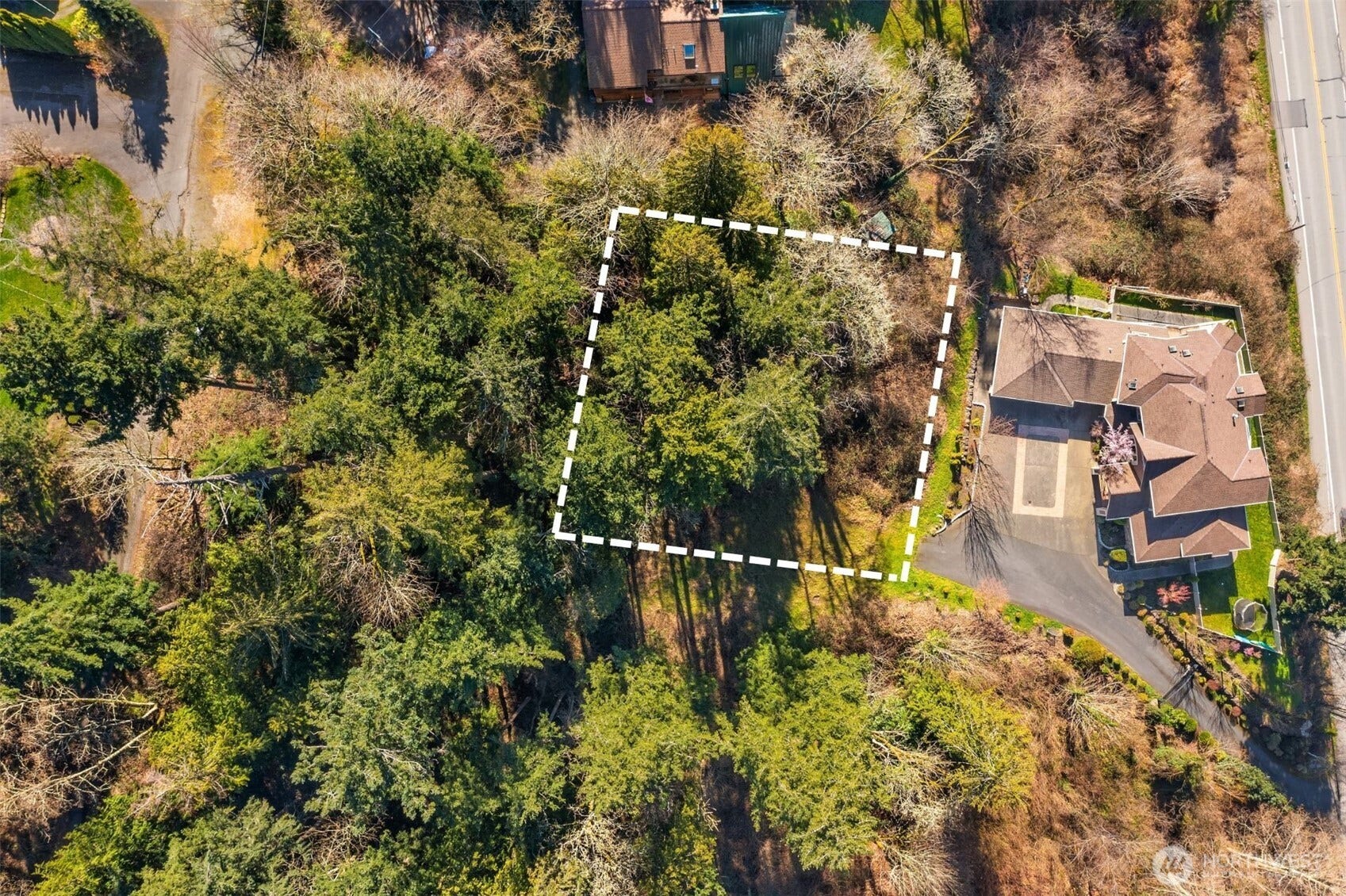 11 XX E Lake Sammamish Parkway NE, Sammamish, WA 98074 11 XX E Lake Sammamish Parkway NE, Sammamish, WA 98074