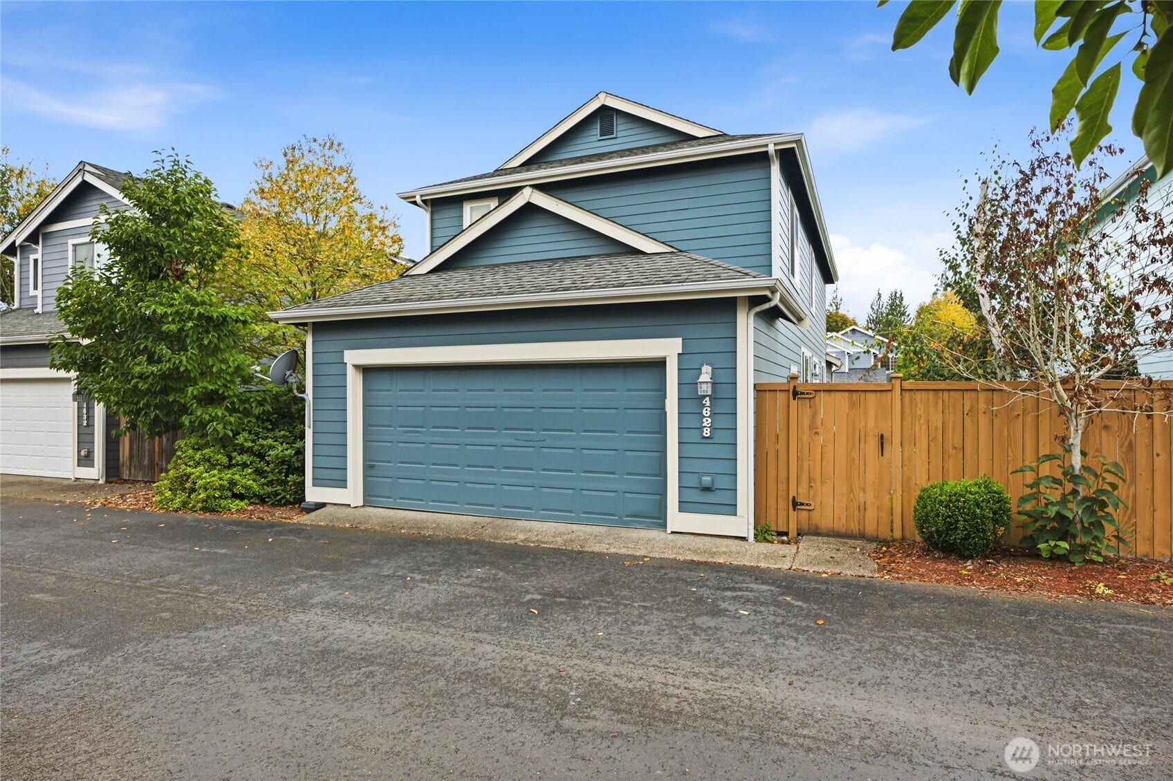 4628 Durham Street SE, Lacey, WA 98503 Two-car garage with alley access.