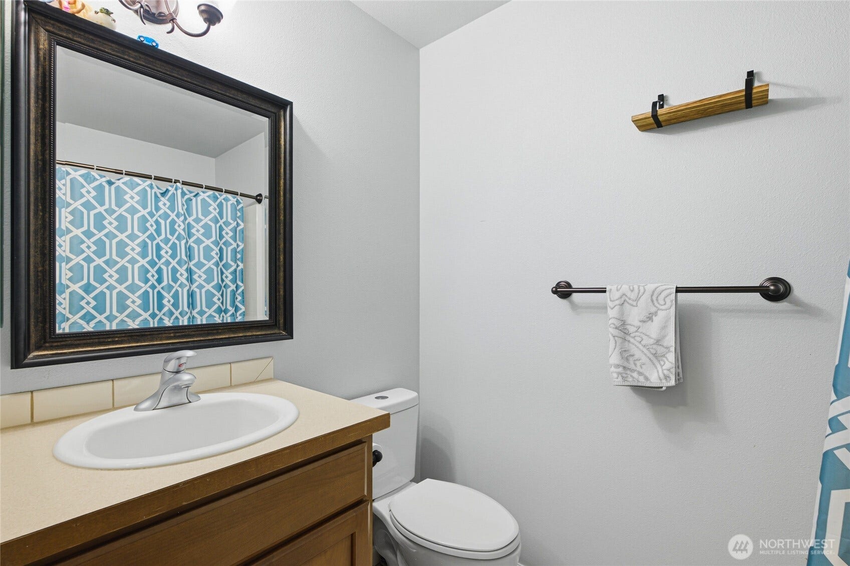 4628 Durham Street SE, Lacey, WA 98503 Upstairs full bath, clean and bright.