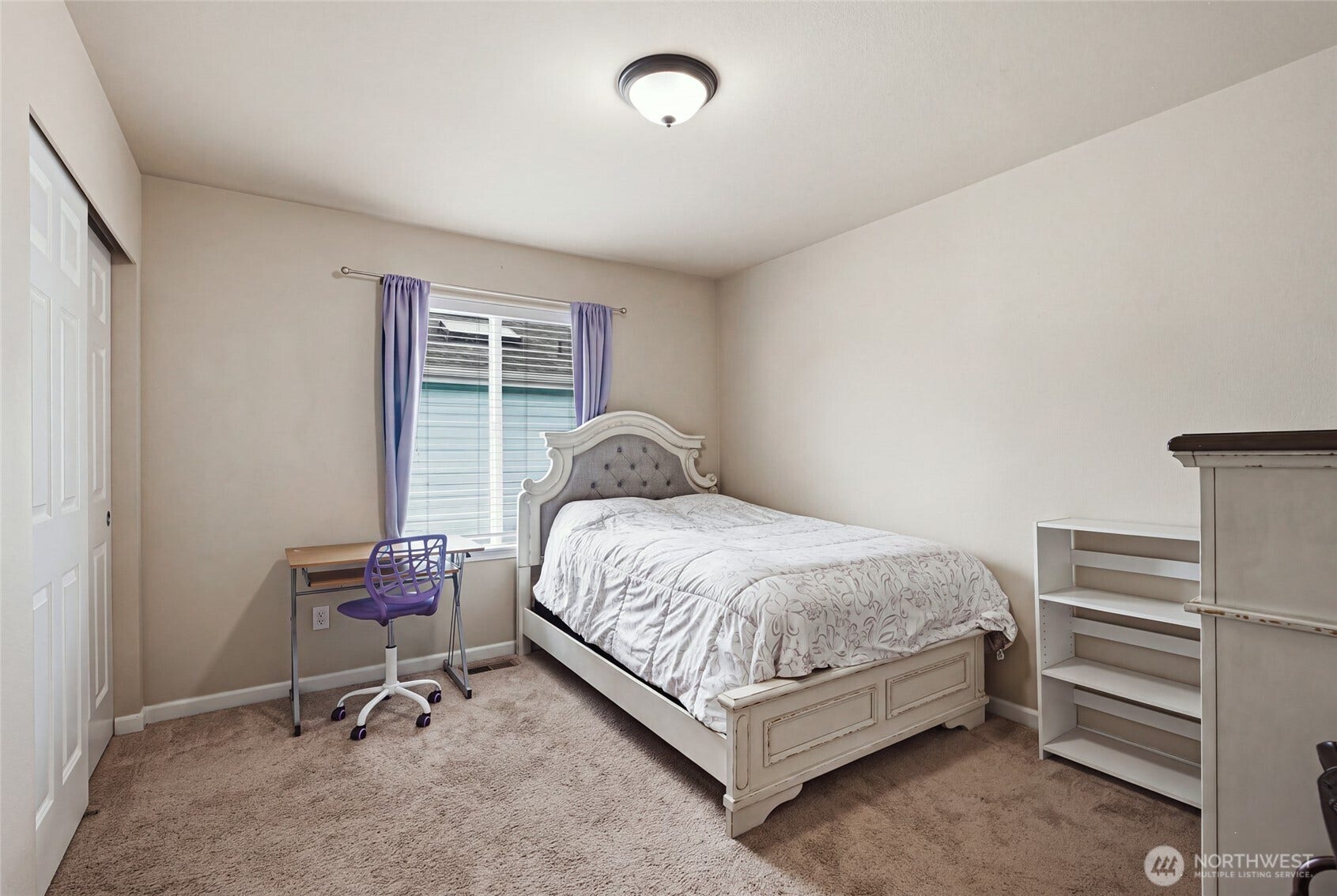 4628 Durham Street SE, Lacey, WA 98503 Sizable second bedroom.
