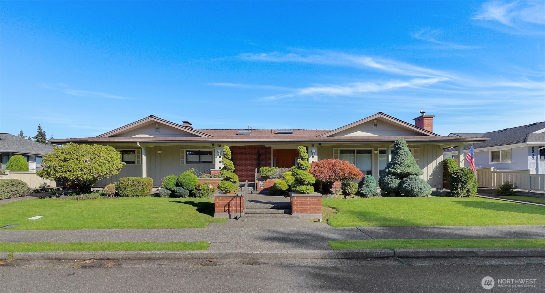 3218 Viewcrest Drive NE, Bremerton, WA 98310