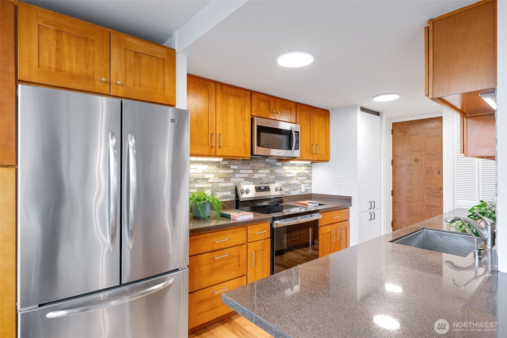 601 Belmont Avenue E, #B2, Seattle, WA 98102