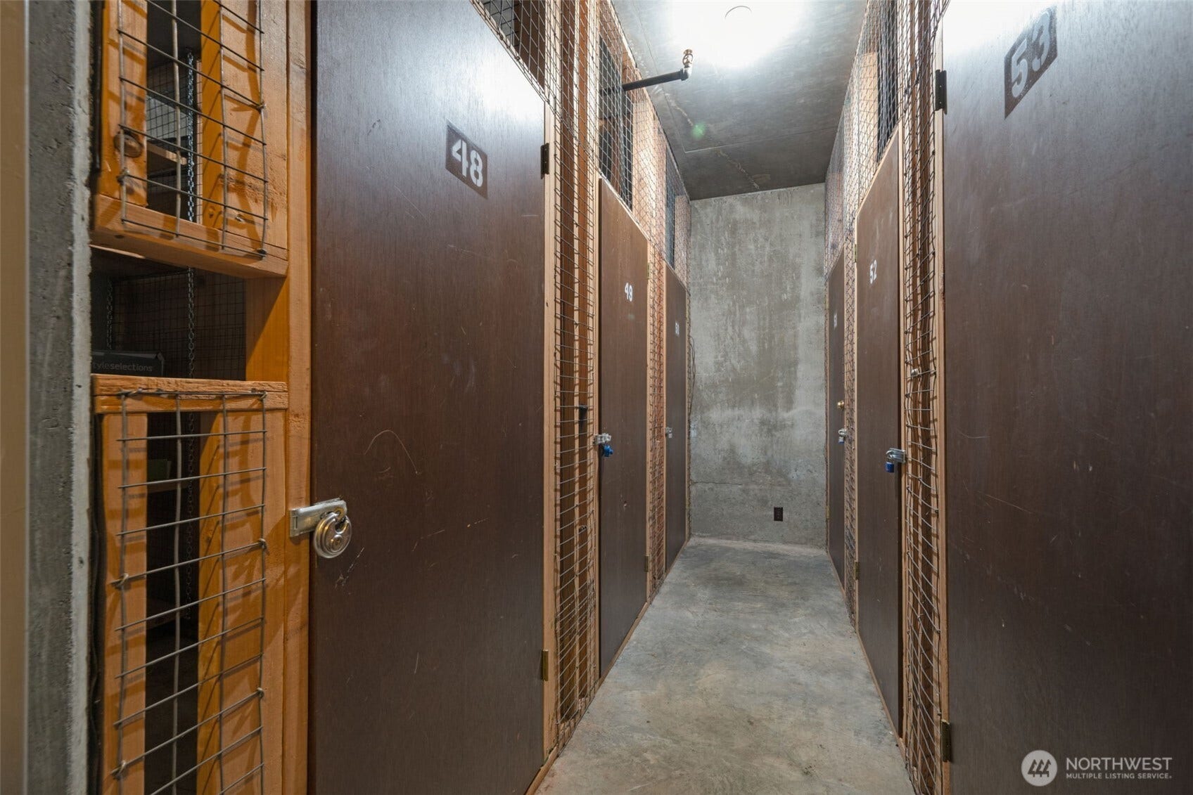 Secure storage room with secure large storage space