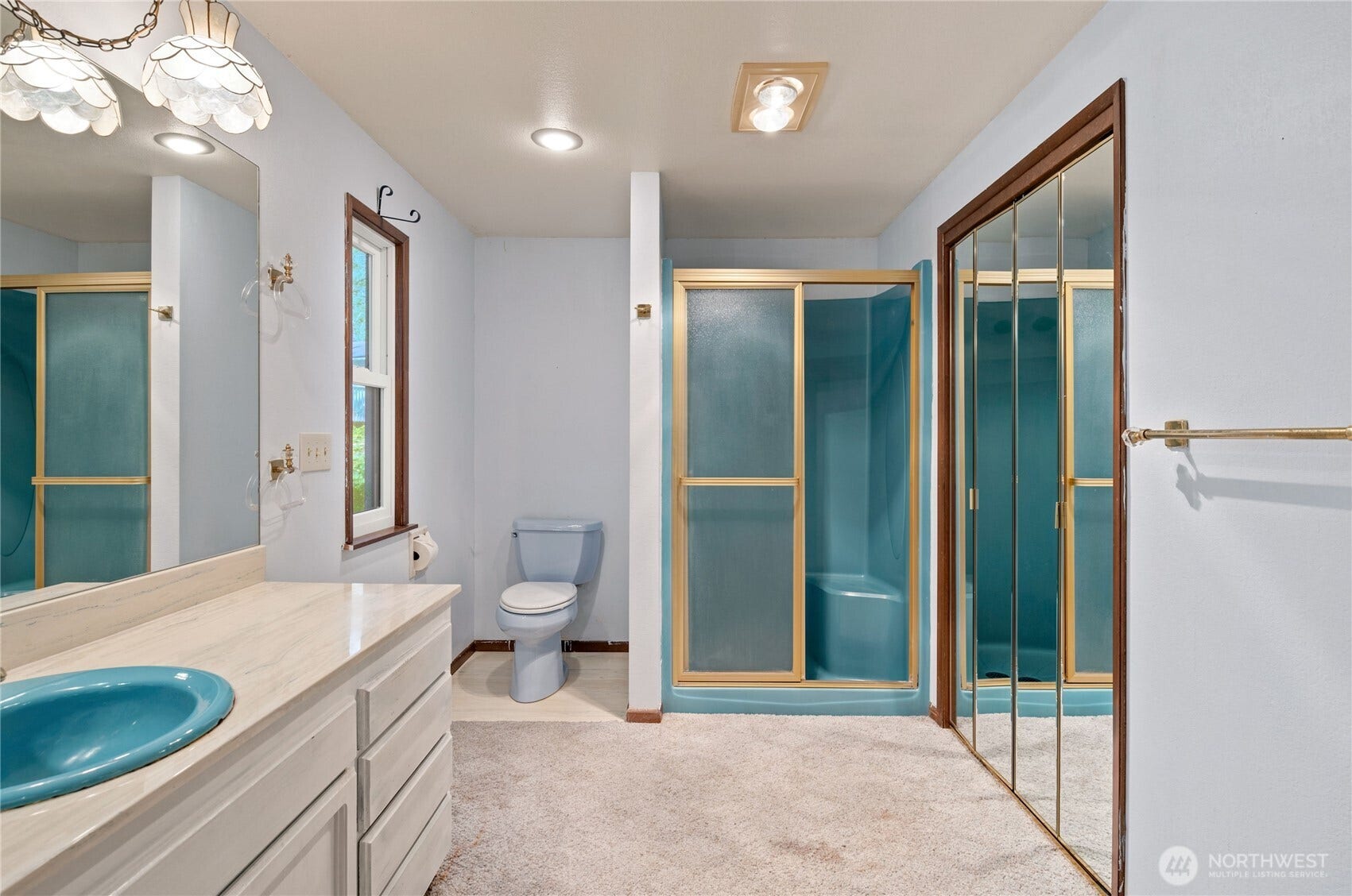 5628 139th Street NW, Gig Harbor, WA 98332 what a great design!