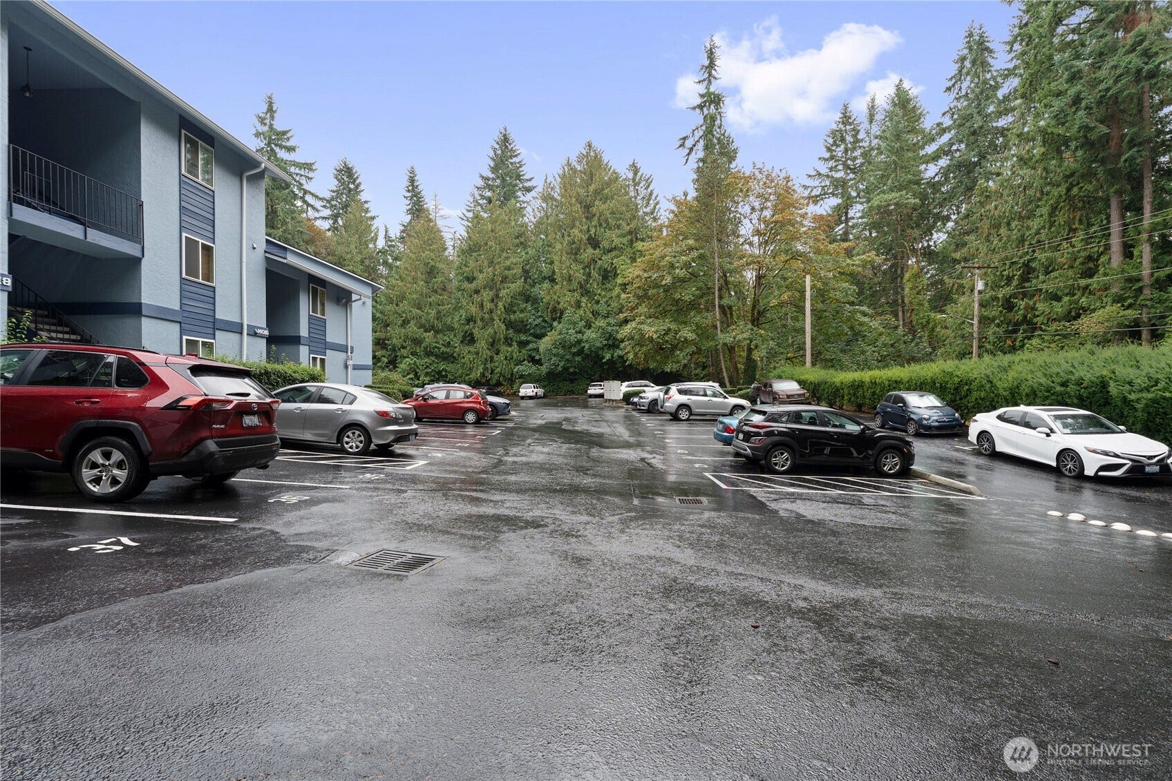 14020 Juanita Drive NE, #B3, Kirkland, WA 98034 14020 Juanita Drive NE, #B3, Kirkland, WA 98034