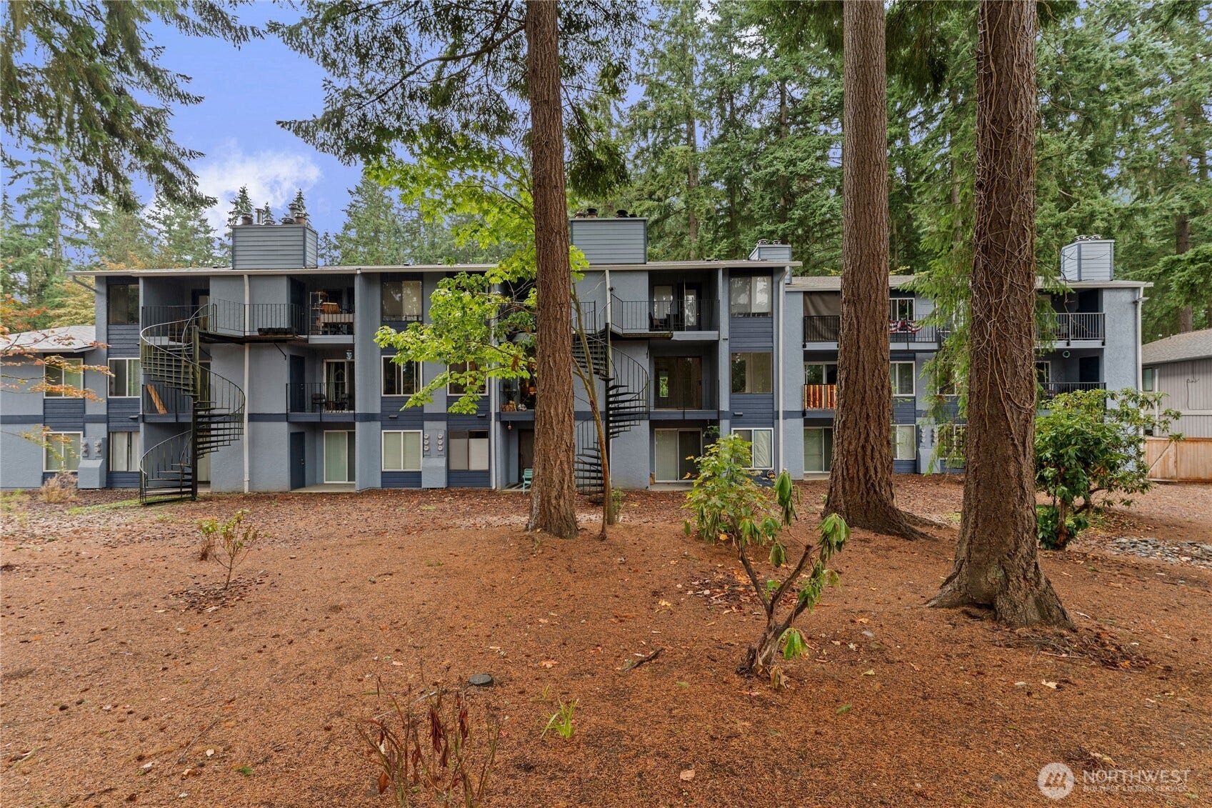 14020 Juanita Drive NE, #B3, Kirkland, WA 98034 14020 Juanita Drive NE, #B3, Kirkland, WA 98034