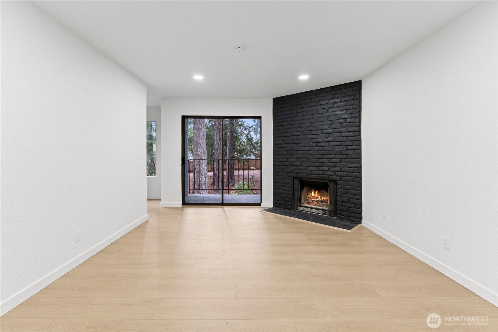 14020 Juanita Drive NE, #B3, Kirkland, WA 98034 14020 Juanita Drive NE, #B3, Kirkland, WA 98034
