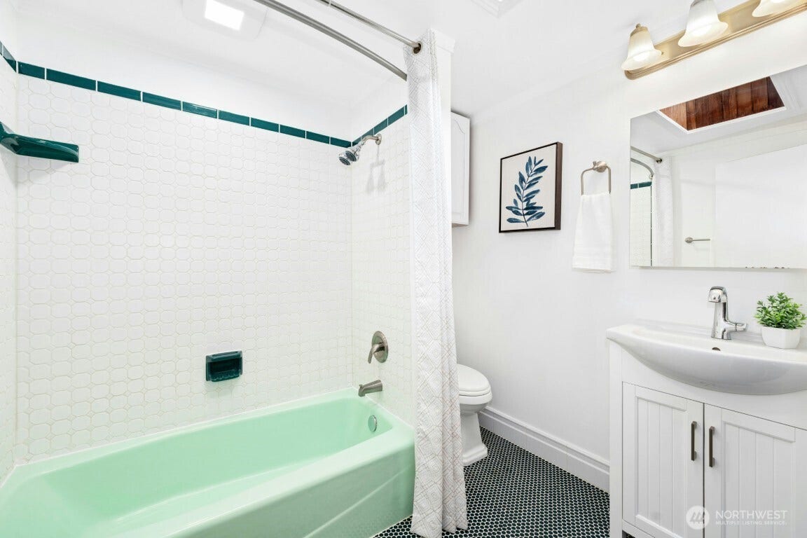 7141 47th Avenue SW, Seattle, WA 98136