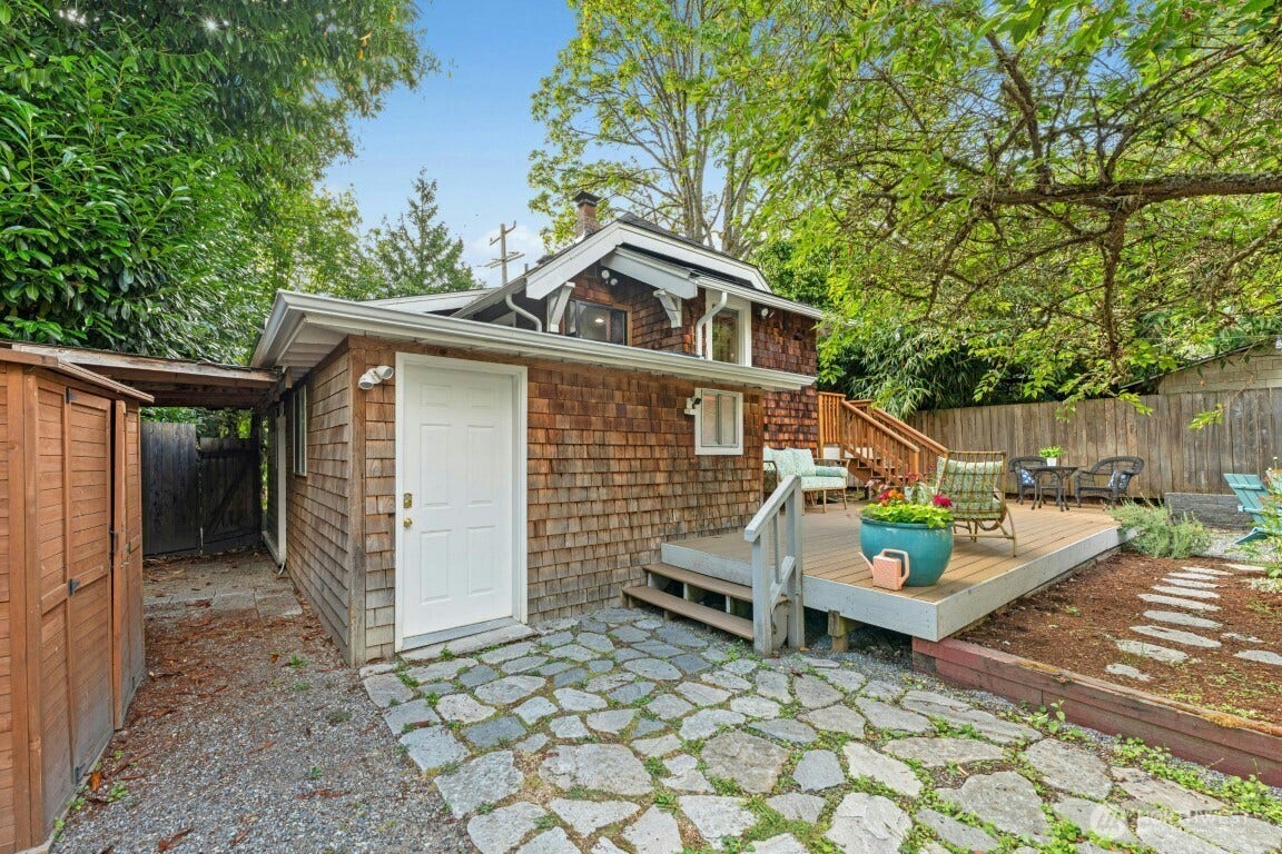 7141 47th Avenue SW, Seattle, WA 98136