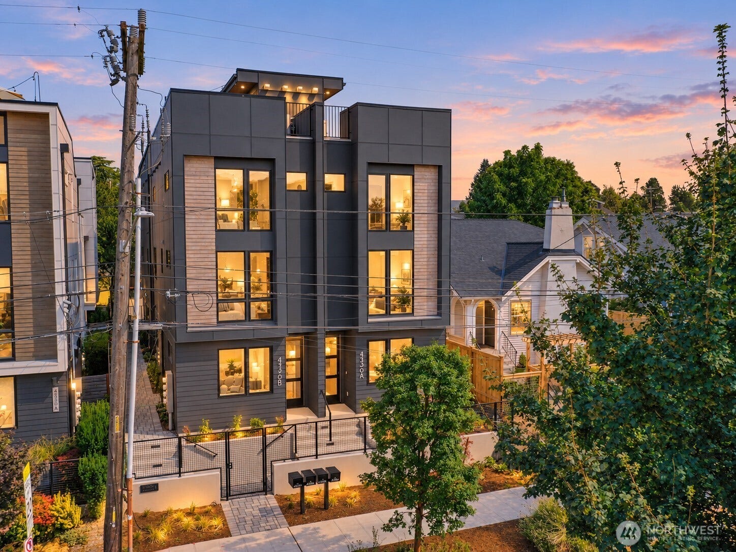 4326 Woodlawn Avenue N, #A, Seattle, WA 98103 Discover Bungalow 4!