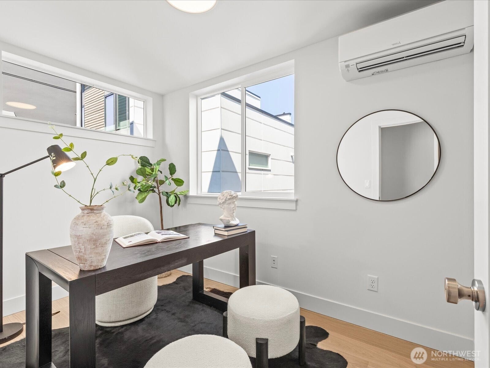 4326 Woodlawn Avenue N, #A, Seattle, WA 98103 2nd level bedroom, office or flex space.