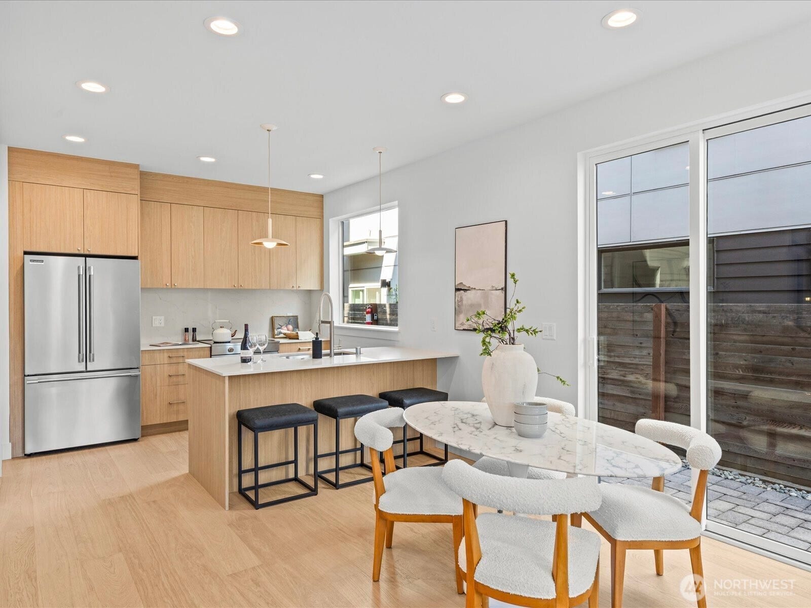 4326 Woodlawn Avenue N, #A, Seattle, WA 98103 4326 Woodlawn Avenue N, #A, Seattle, WA 98103